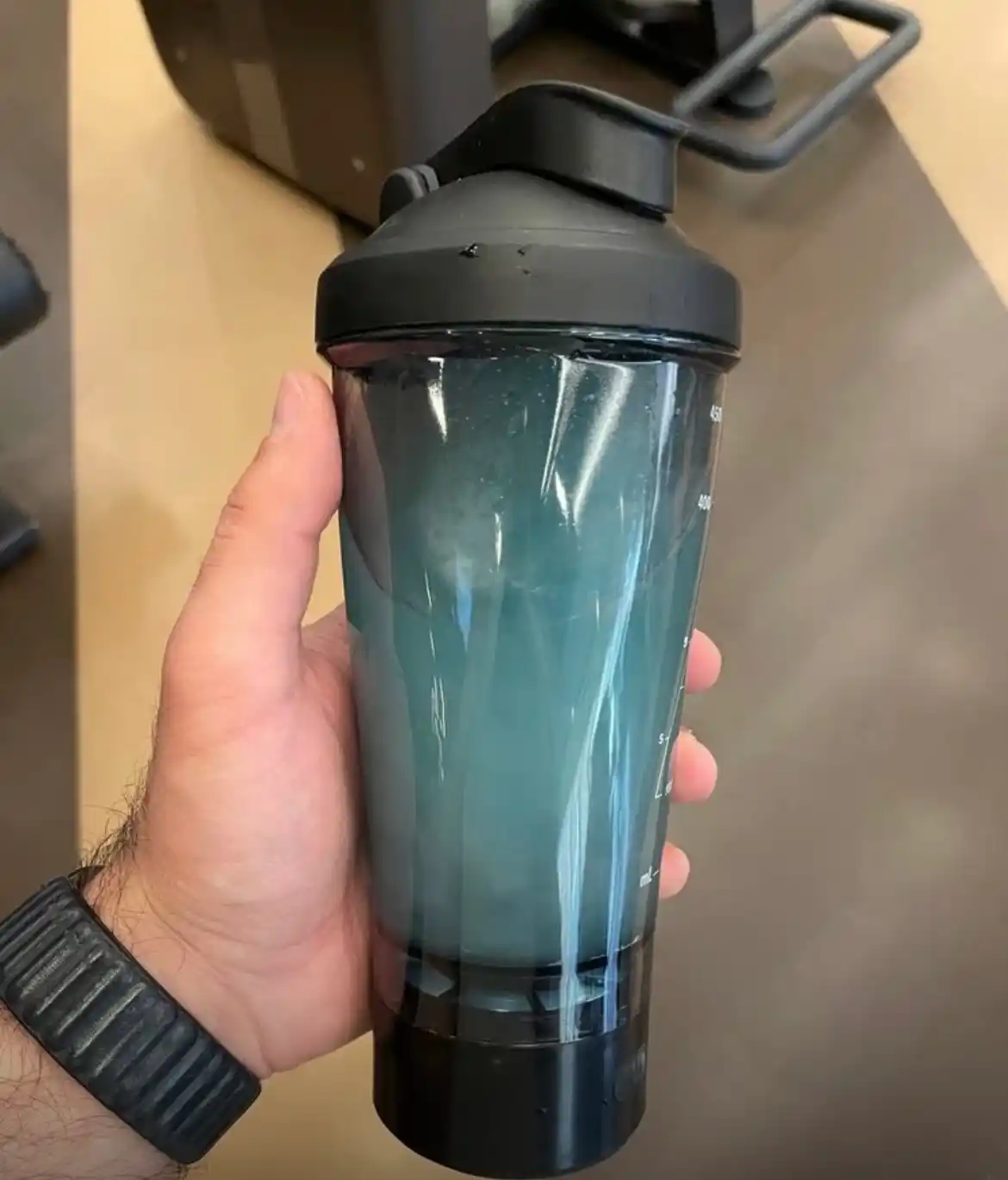 Sport shaker shishasi, elektr blender bilan protein, koktellar, suv uchun