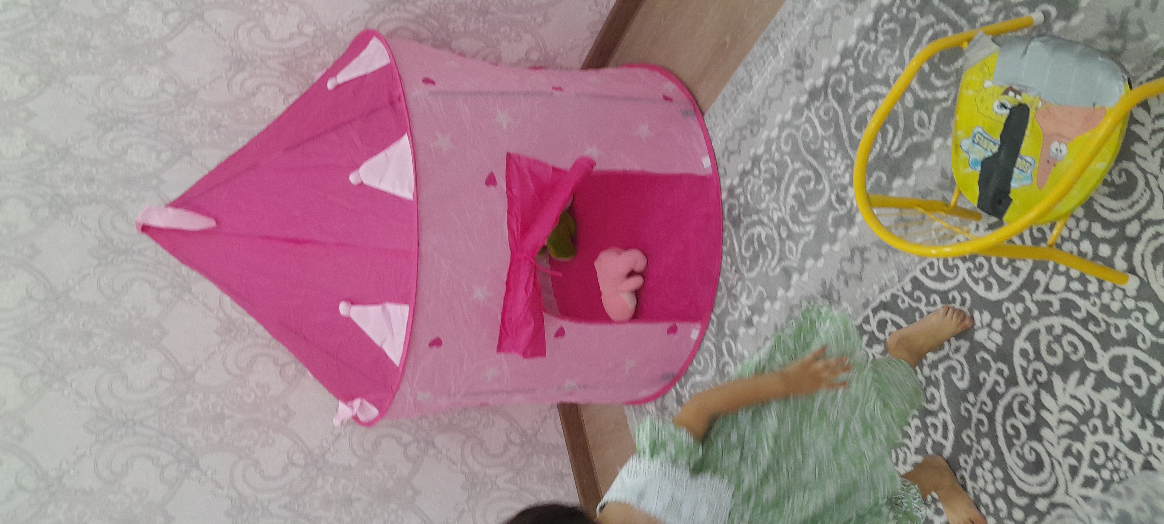 Bolalar chodiri, bolalar va o'yinchoqlar uchun o'yinchoq uyi, chodir, uycha