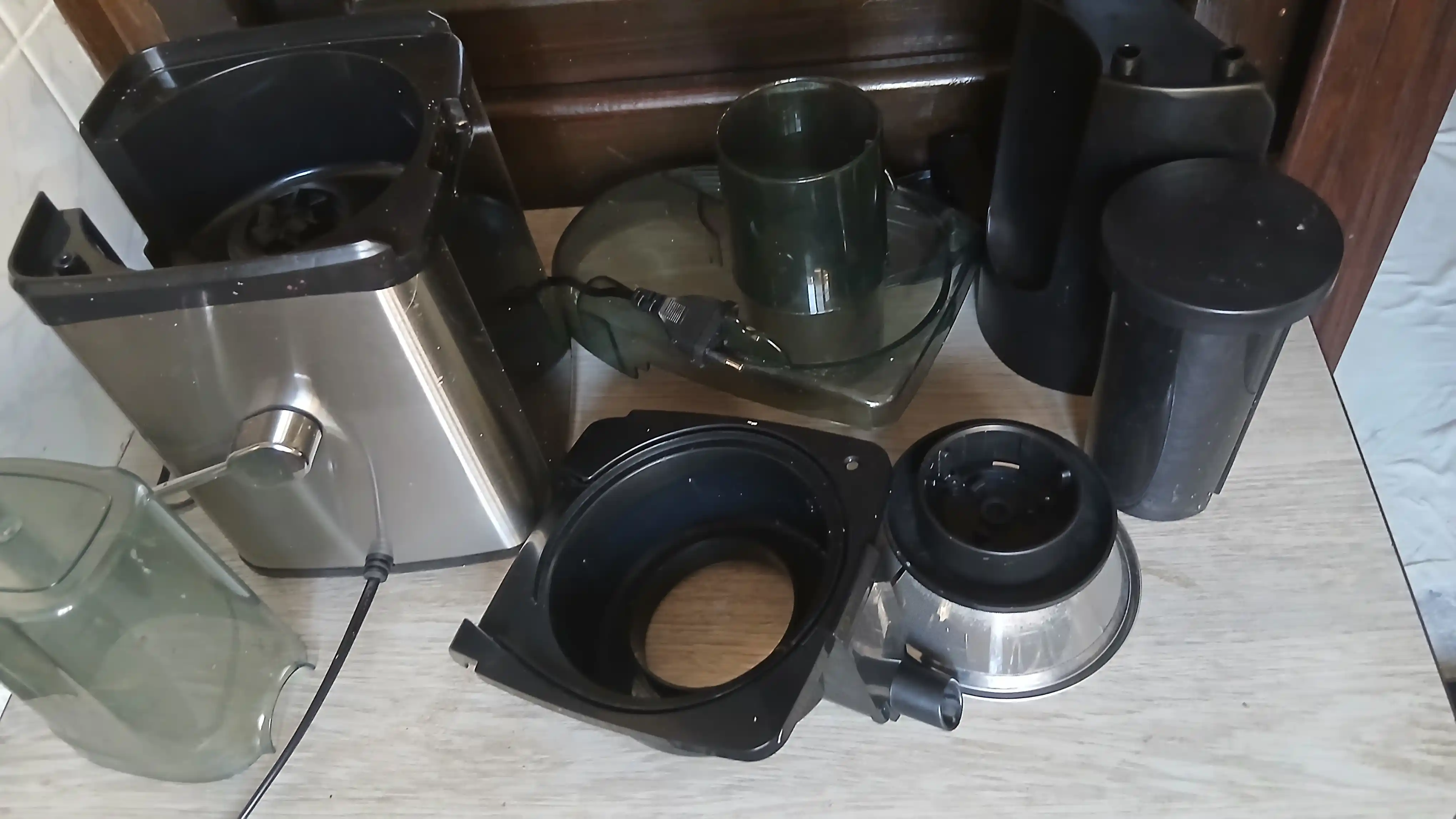 Elektr sharbatsiqqich, oshxona kombayni