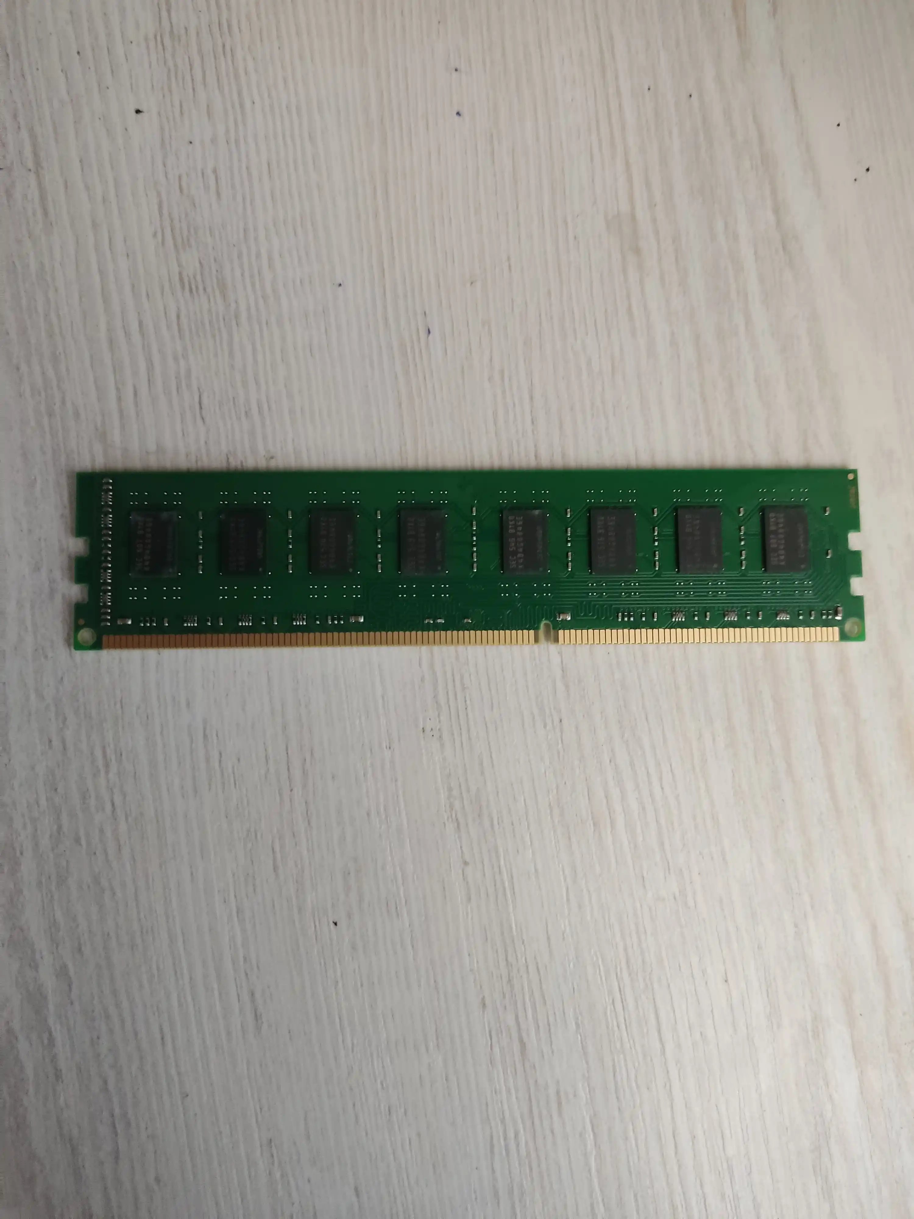 Operativ xotira Samsung, DDR3 4 GB, 8 GB, 1333 MHz - 1600 MHz