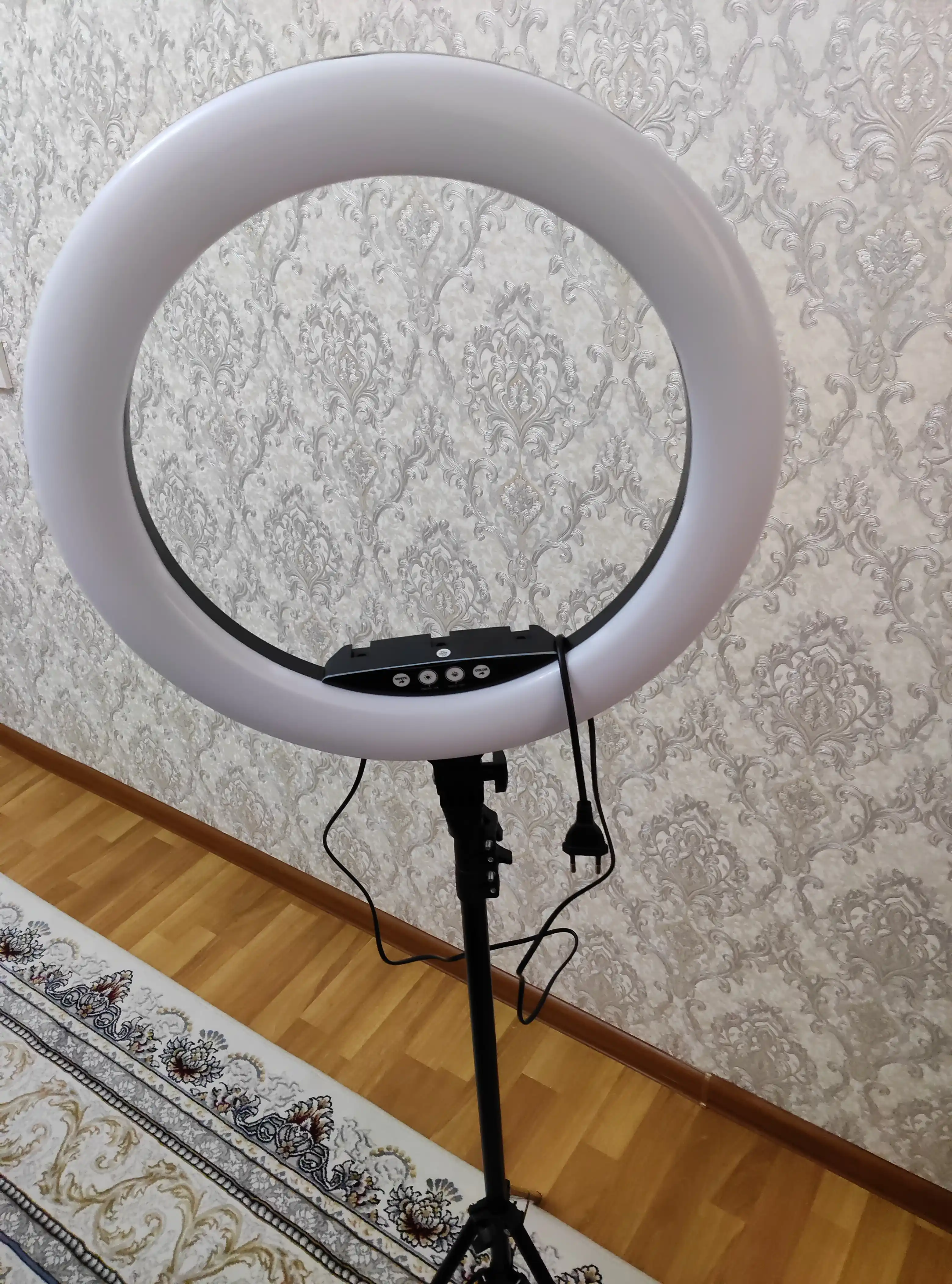 Selfi lampasi, halqali, RGB, LED, shtativ bilan, 210 sm