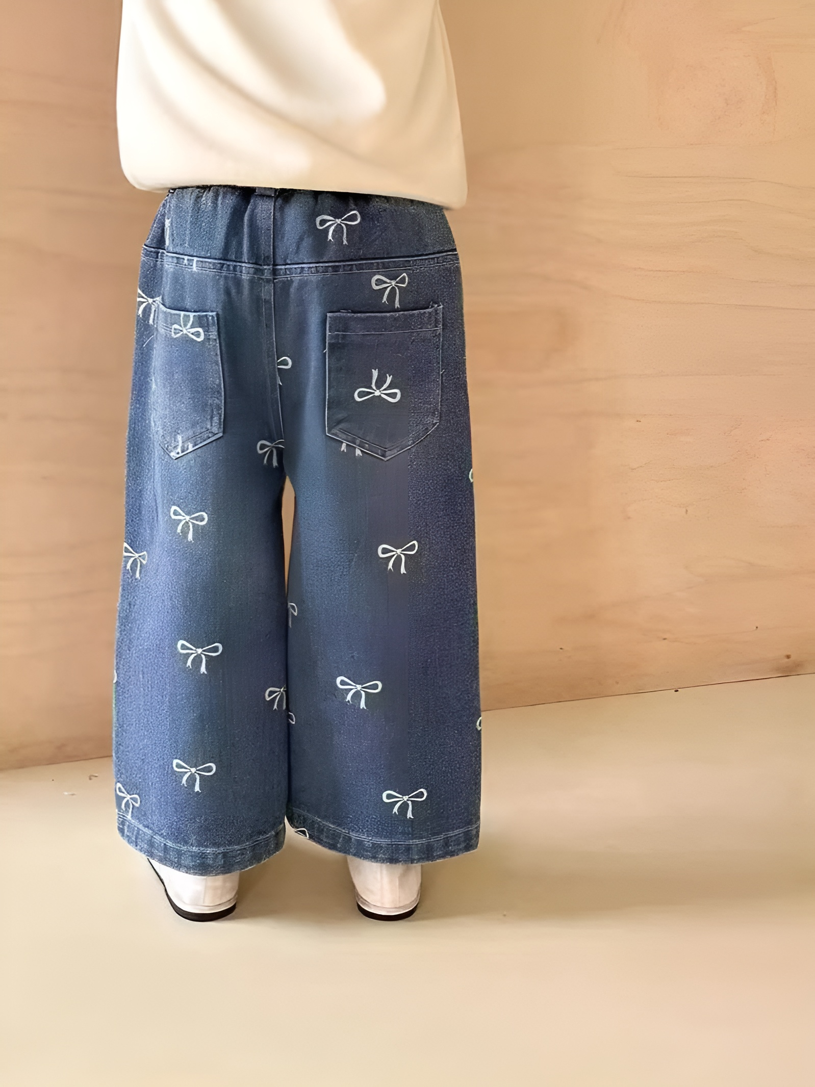 Jinsiy viktorina Uni chiqarmay, yutmay ogziga kirdi.