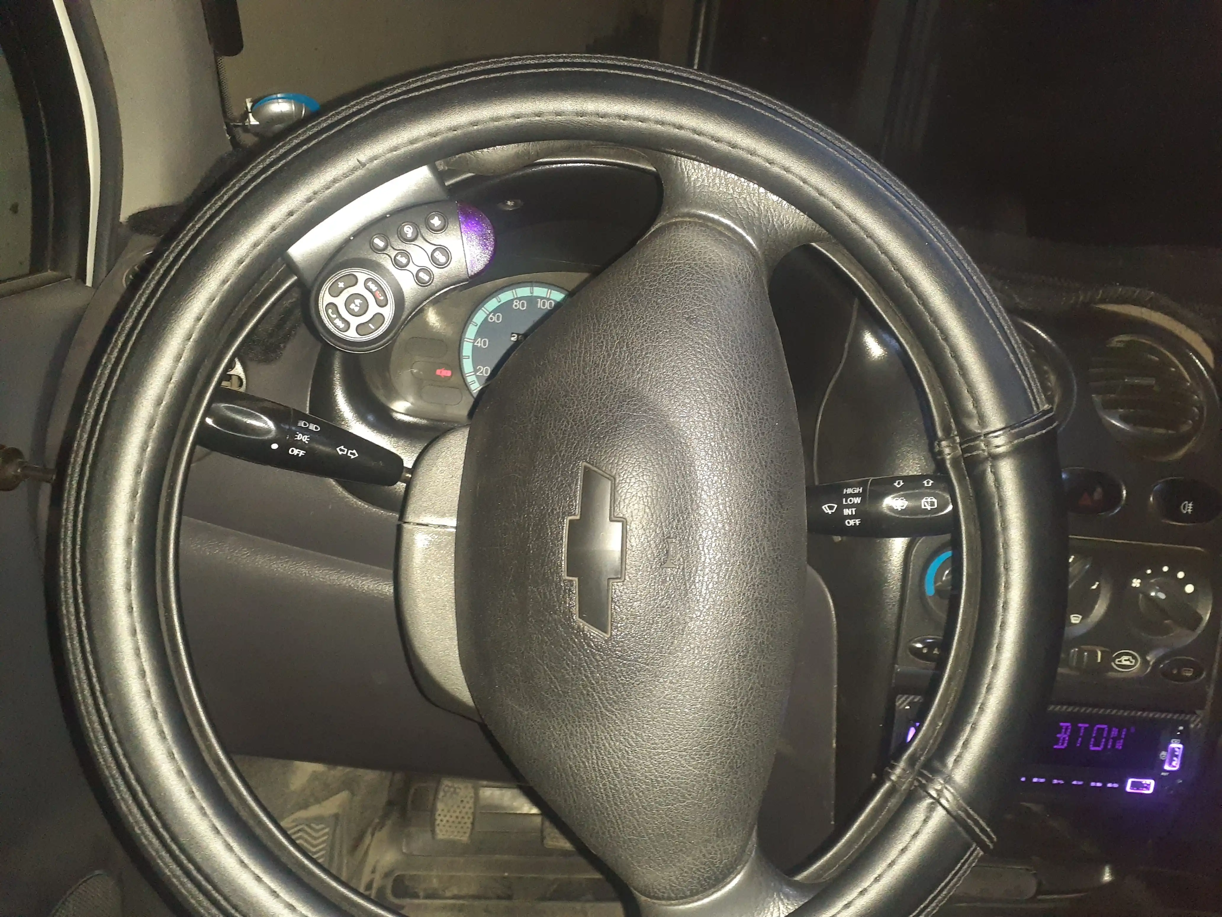 Автомагнитола YF-2018BT, Bluetooth, с 7 цветами подсветки
