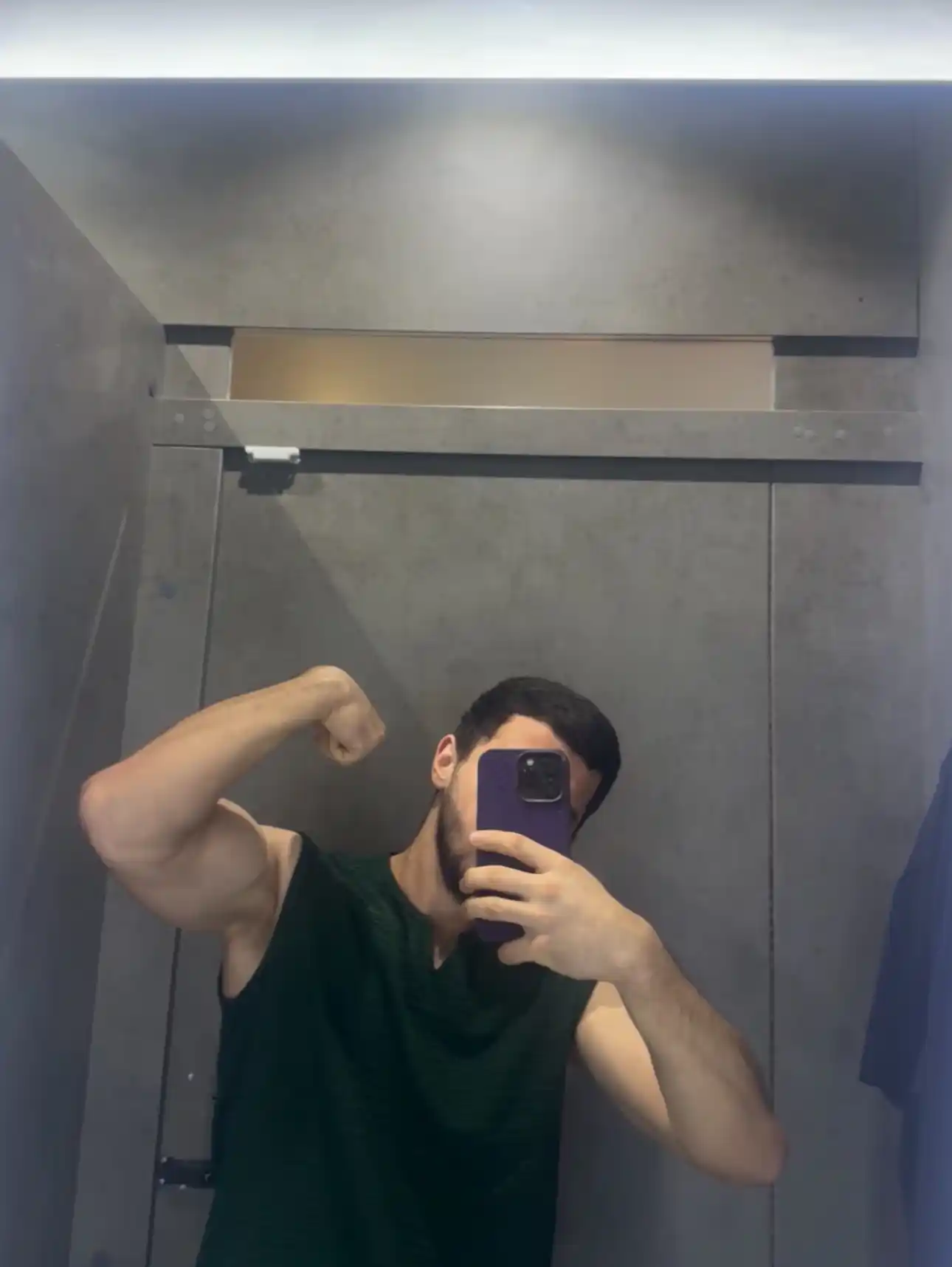 Erkaklar uchun sport maykasi, paxtadan — qora, sport, fitnes va mashg‘ulotlar uchun mayka
