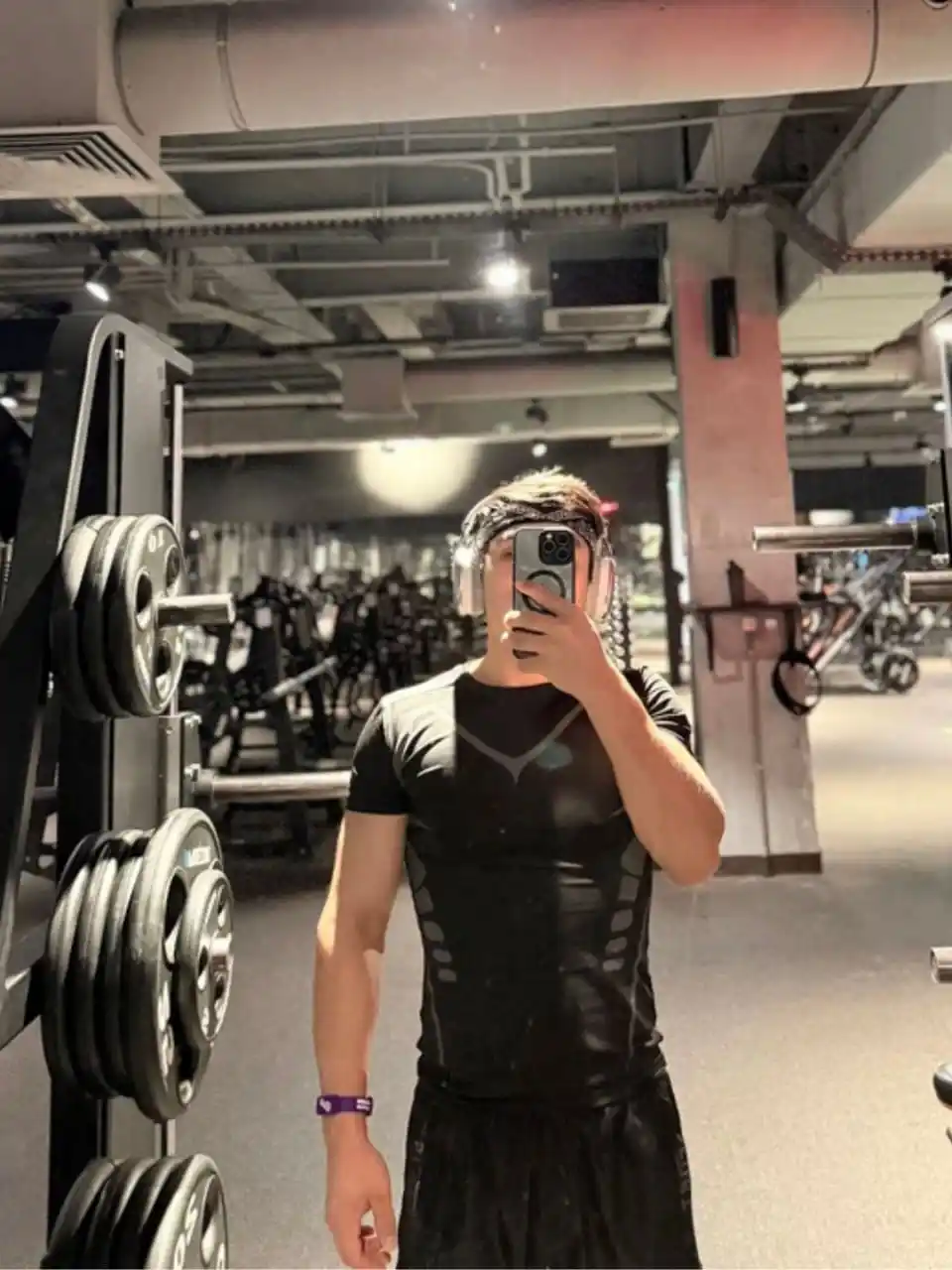 Erkaklar uchun rashgard 5 in 1 komplekt, sport kiyimlari va fitnes mashg‘ulotlari uchun