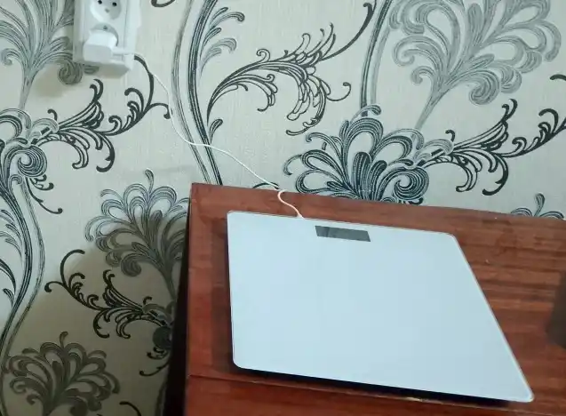 Перезаряжаемые, электронные напольные весы, с зарядкой USB