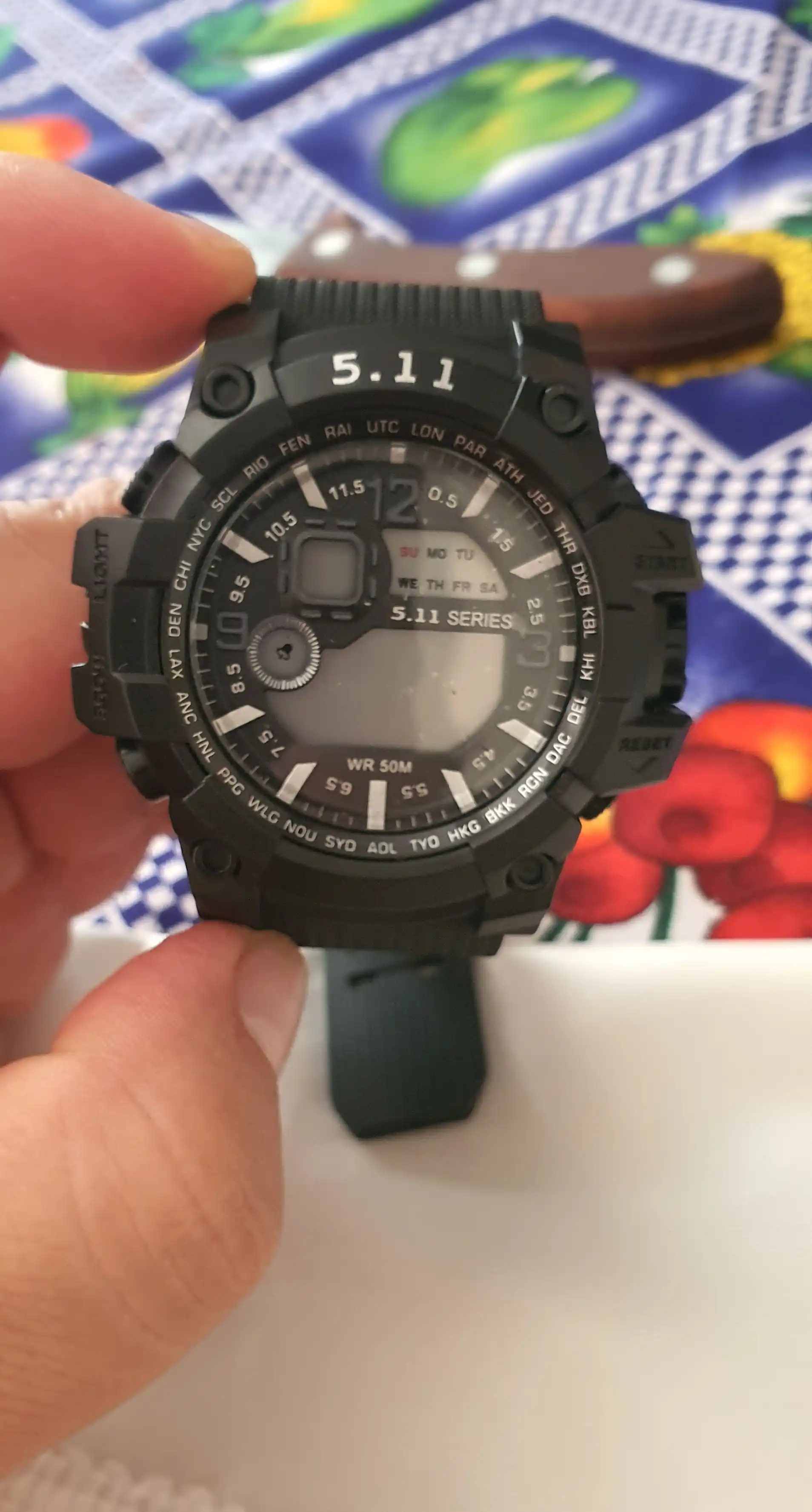 Erkaklar qo'l soati 5.11, suv o'tkazmaydigan