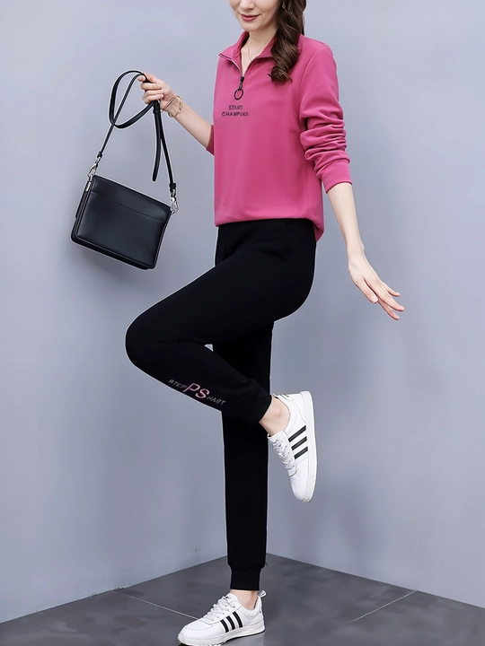 Ayollar sport kostyumi