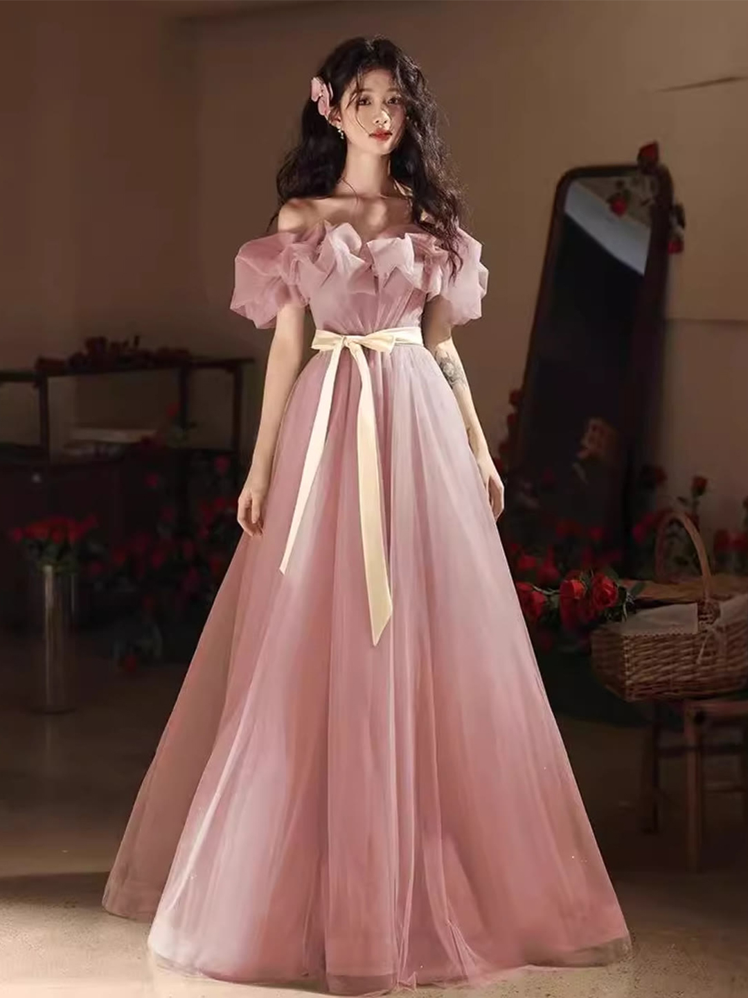 Yosh ayollar bilan jinsiy aloqada bolgan keksa erkaklar porno