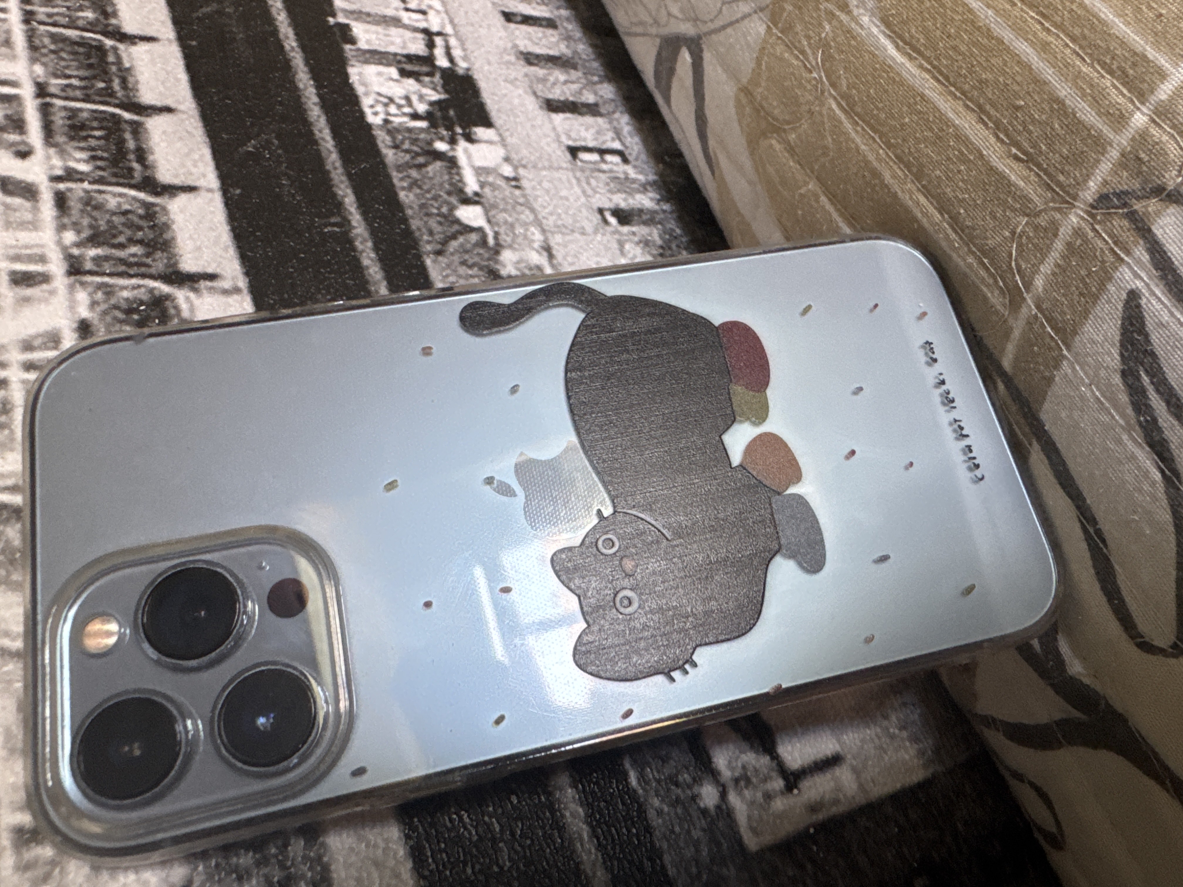 IPhone 11, 12, 13, 14, 15, 16, Pro, Max, plus, uchun g'ilof