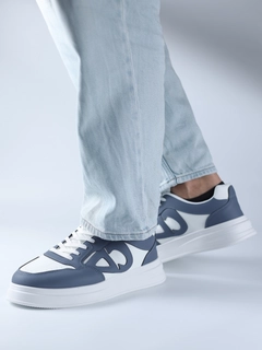 Синий