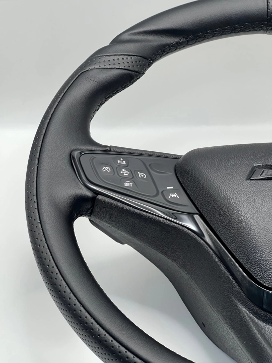 Avtomobil ruli "BENTLEY DESIGN ANATOMY BLACK EDITION MALIBU 2 RUL"