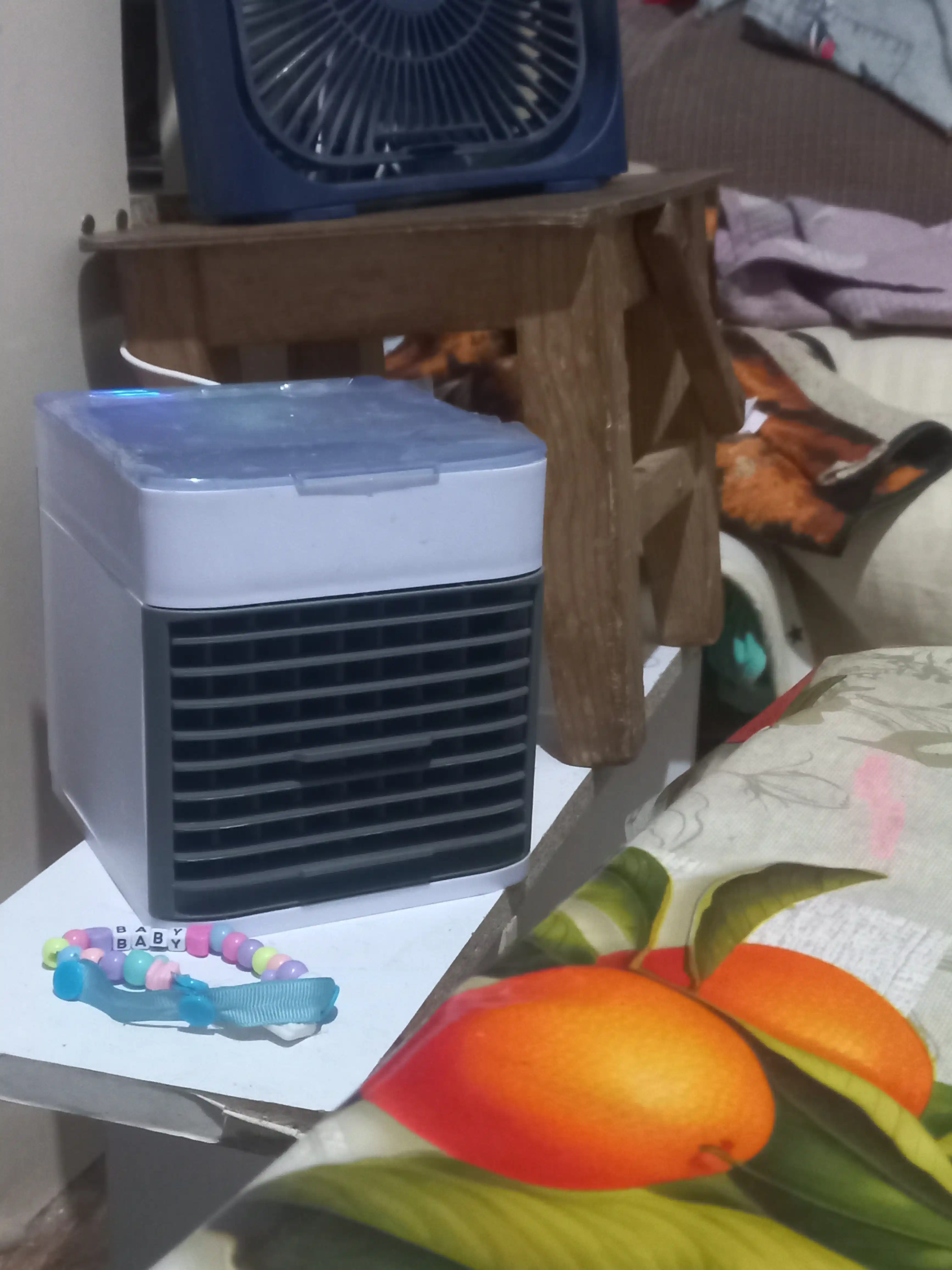 Portativ mini havo sovutgich Arctic Eco Air 3 tada 1 — namlagich va ventilyator