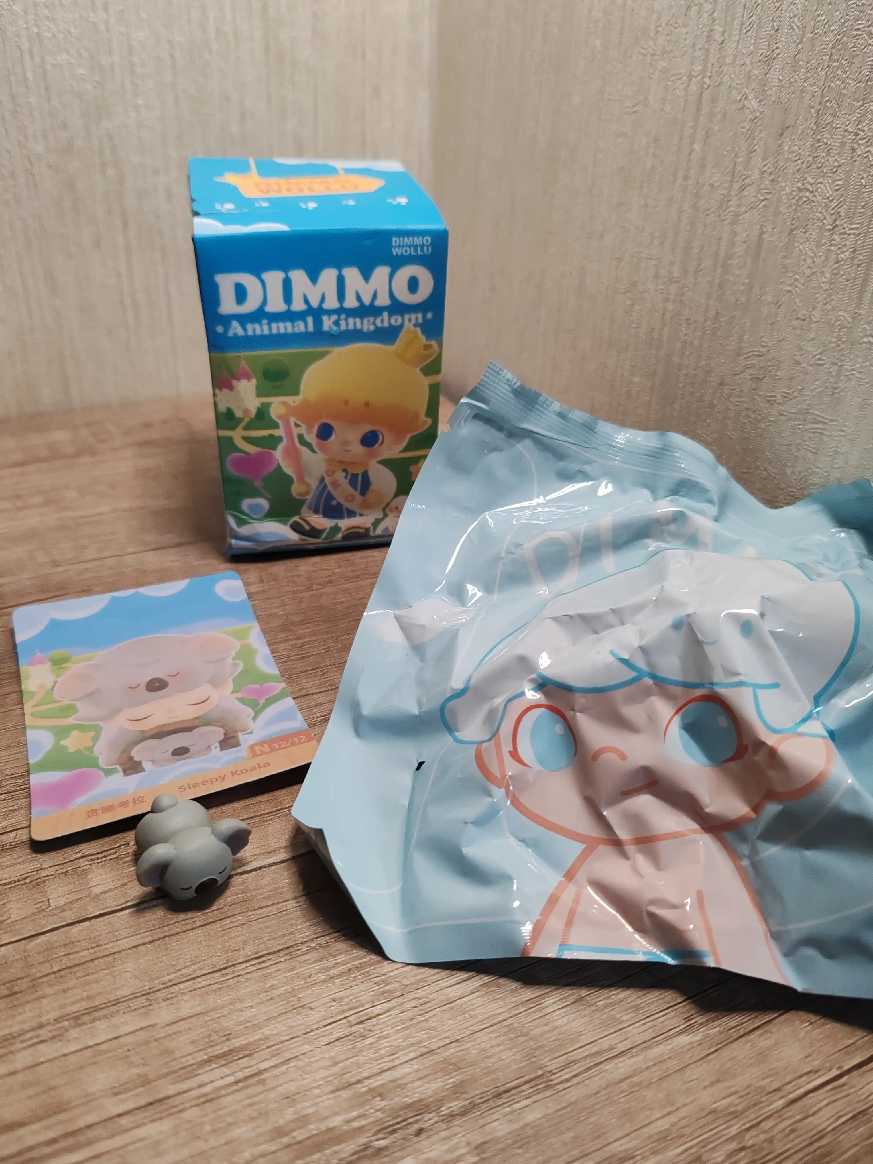 DIMOO POP MART syurpriz qutisi kolleksiya haykali CRY BABY Labubu sifatida