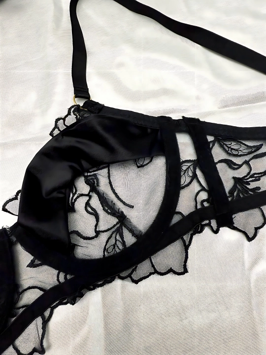 Ayollar uchun shaffof ichki kiyim to‘plami, o‘lchamlari: M, L, XL