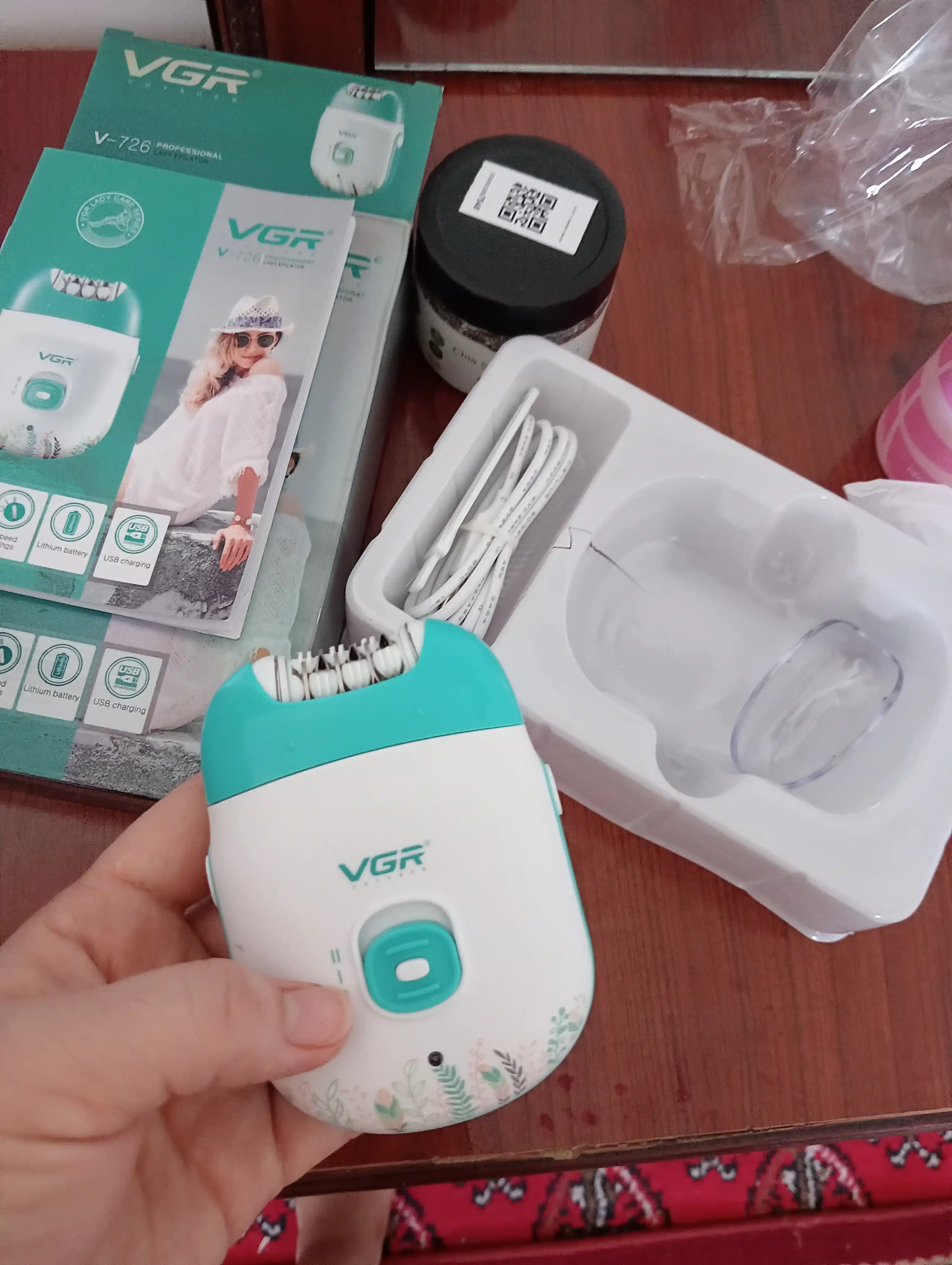 Ayollar uchun simsiz epilator VGR V-705, V-726, V-706, V-728, tana depilatori