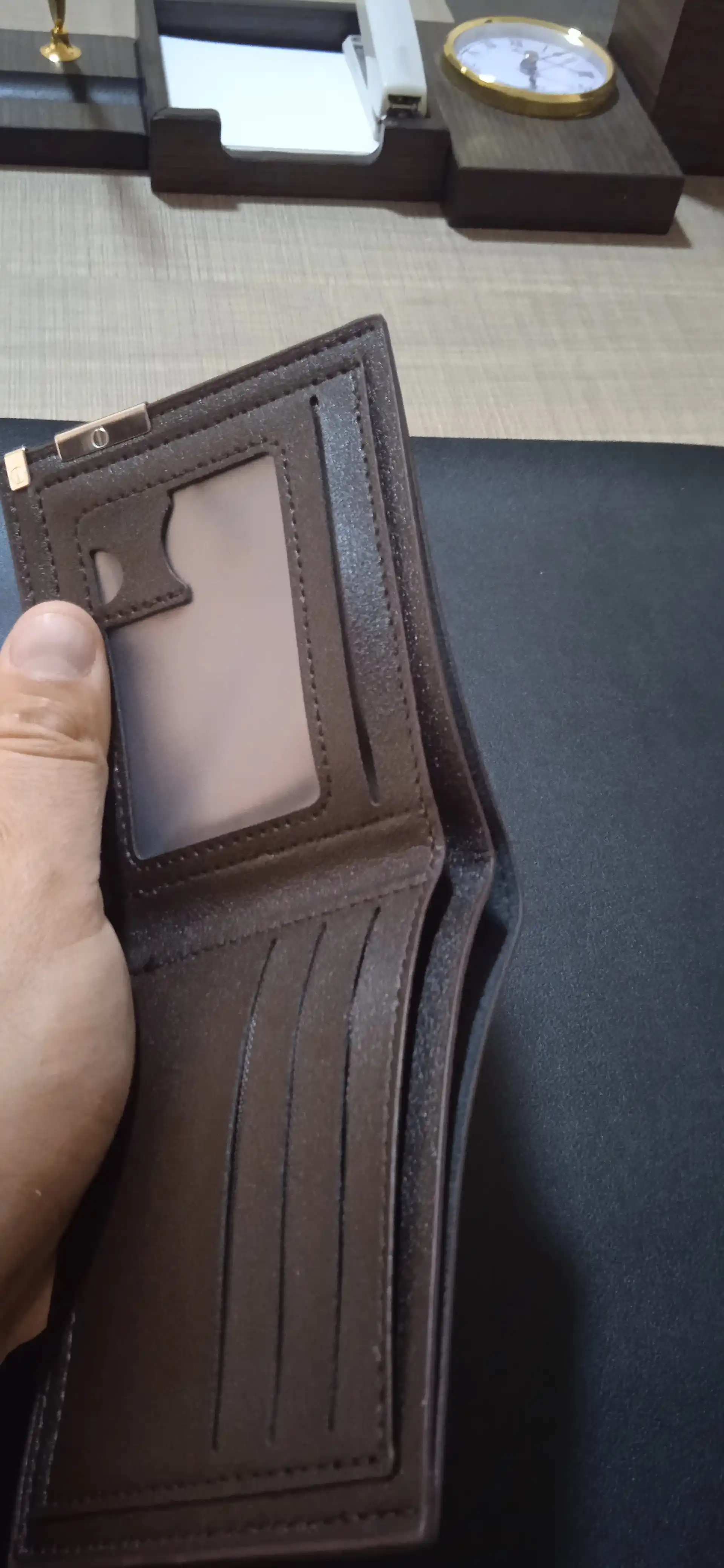 Erkaklar hamyoni Classic wallet B623