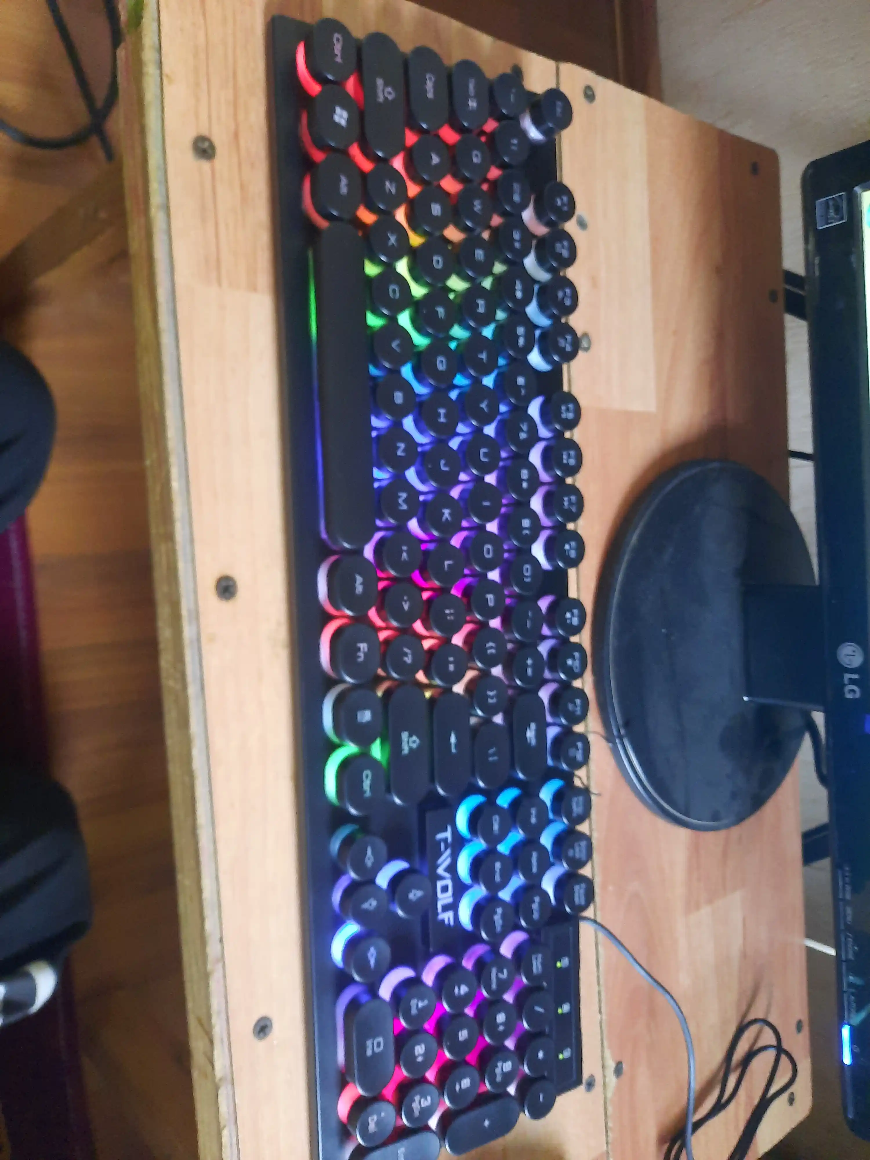 Игровая клавиатура и мышь T-wolf TF200, TF270, с RGB-подсветкой