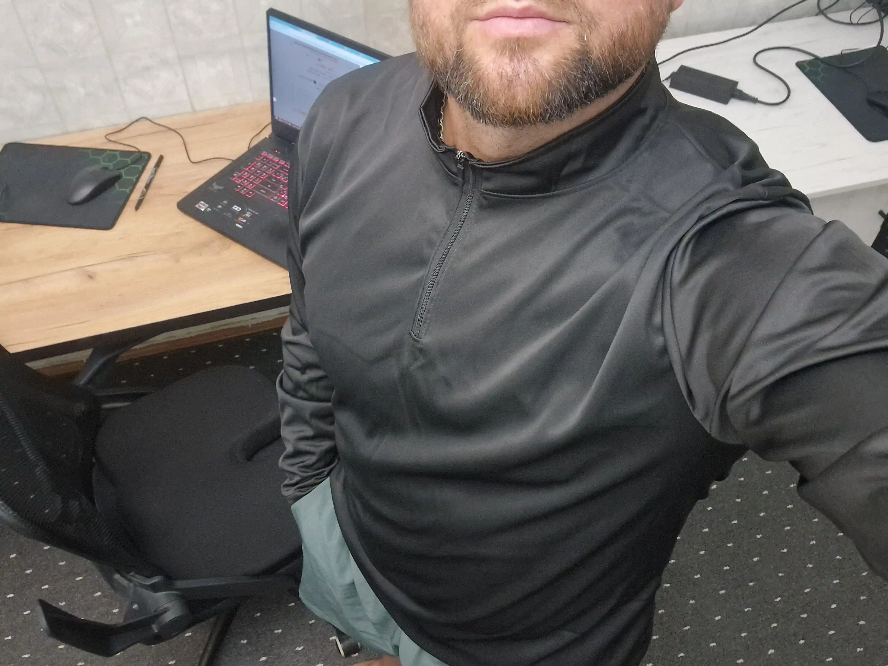 Sport kostyum uzun yeng, tez quriydigan, yugurish, fitness uchun rashgard, erkaklarniki