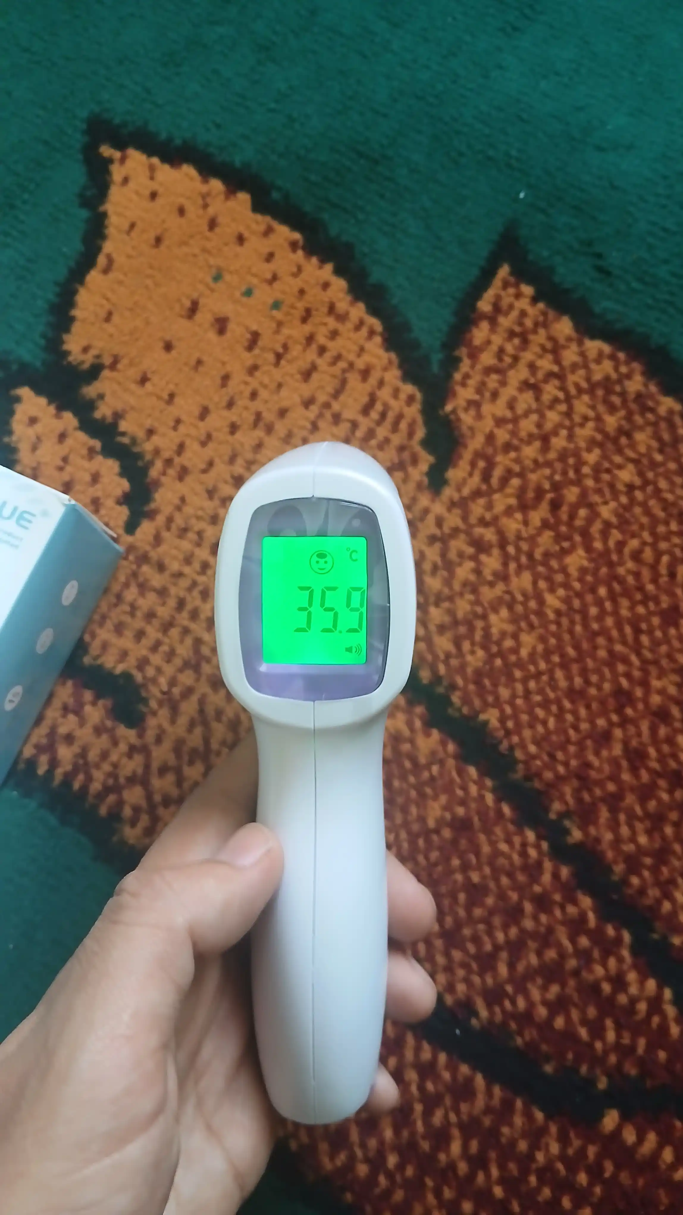 Elektron infraqizil termometr, kontaktsiz
