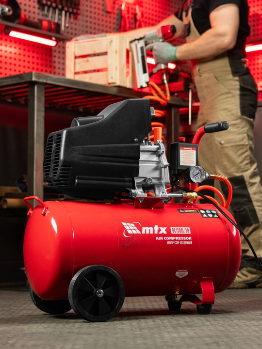 Компрессор воздушный MTX DC1500L/50, 1.5 кВт, 50 л, 210 л/мин, 58018