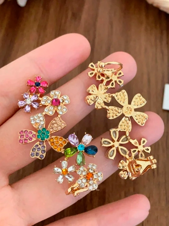 Серьги женские, круглые, со стразами