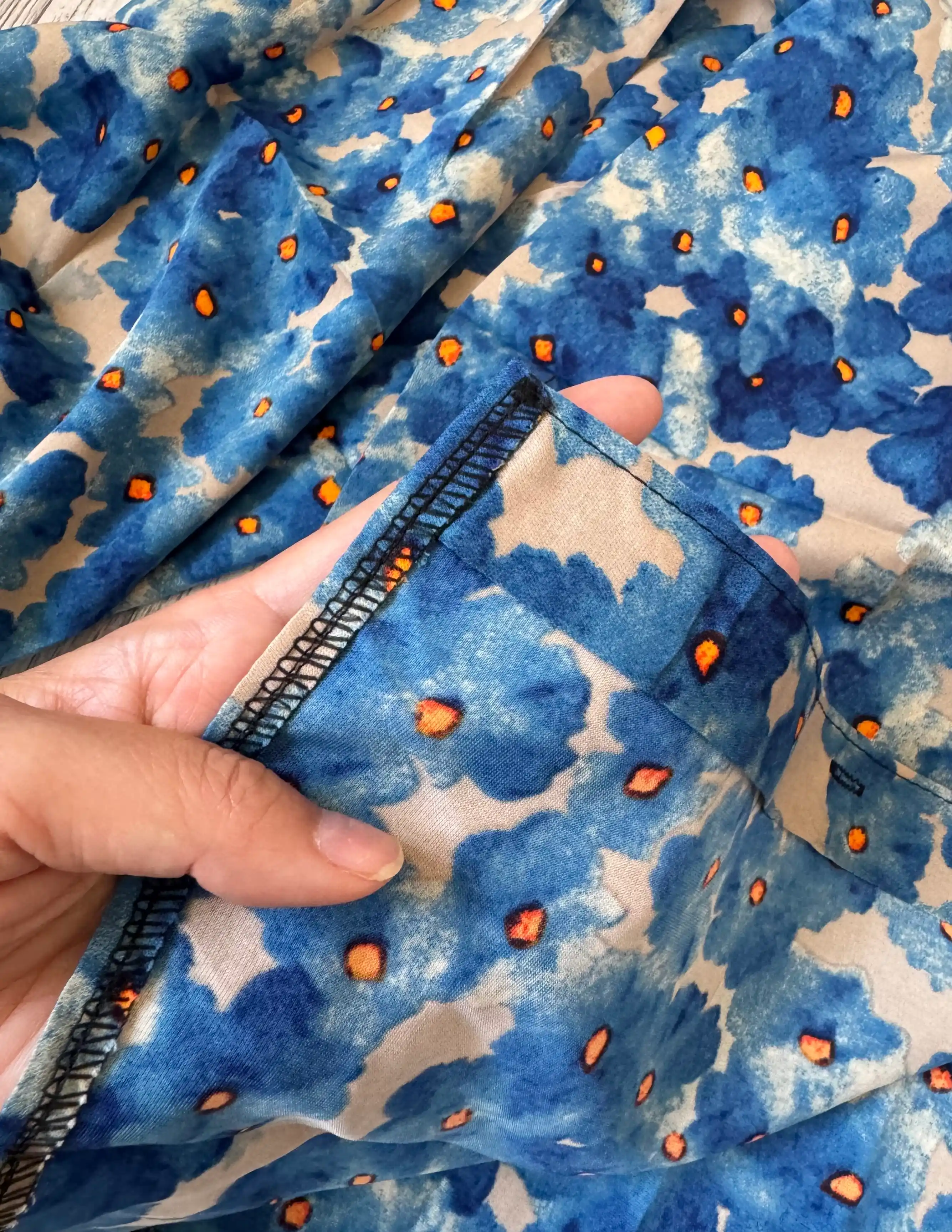 Ayollar bluzkasi, qizlar uchun chiroyli - EllyFashion