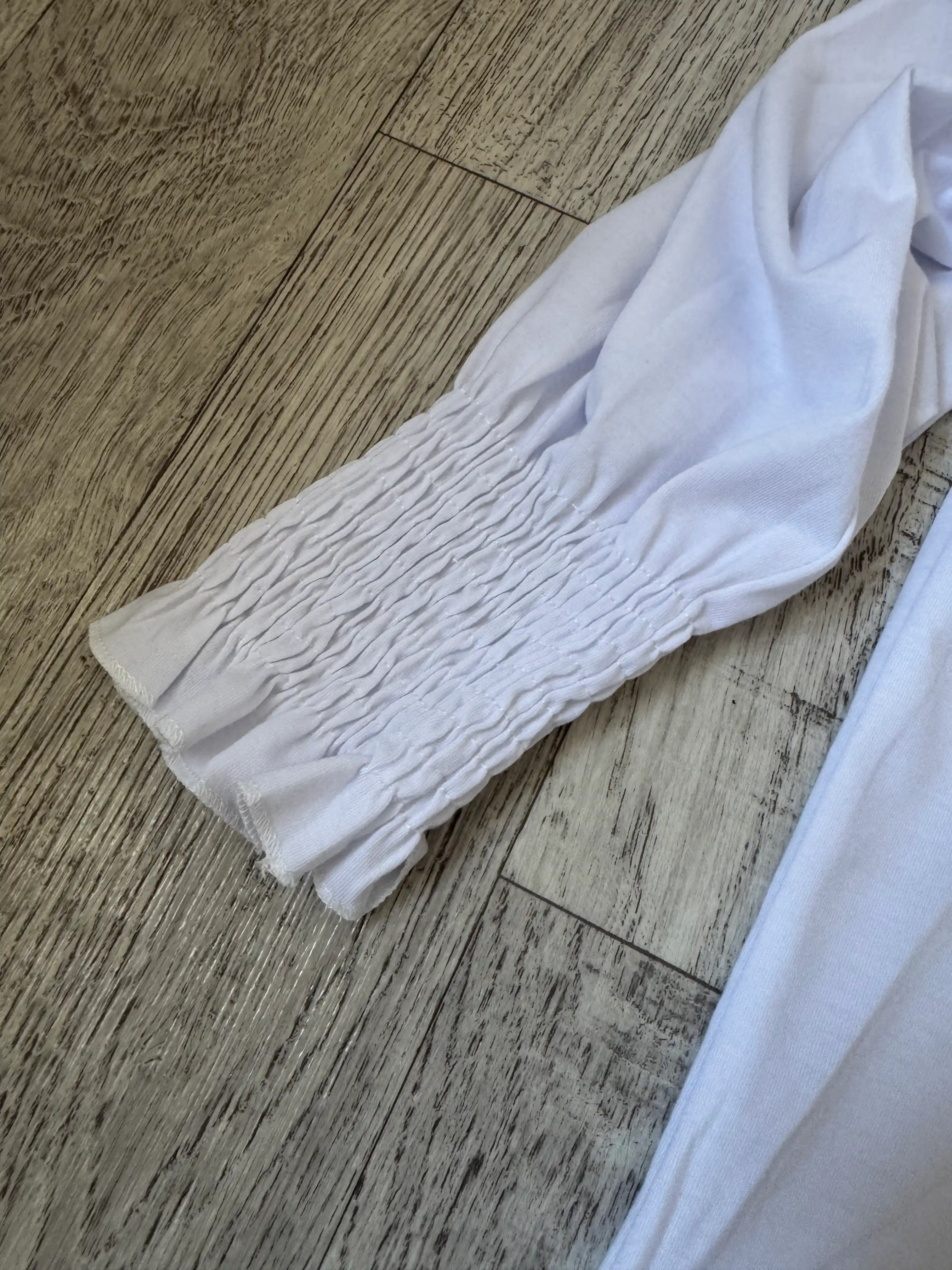 Ayollar uchun bluzka, 42-52 o‘lchamlarda - EllyFashion