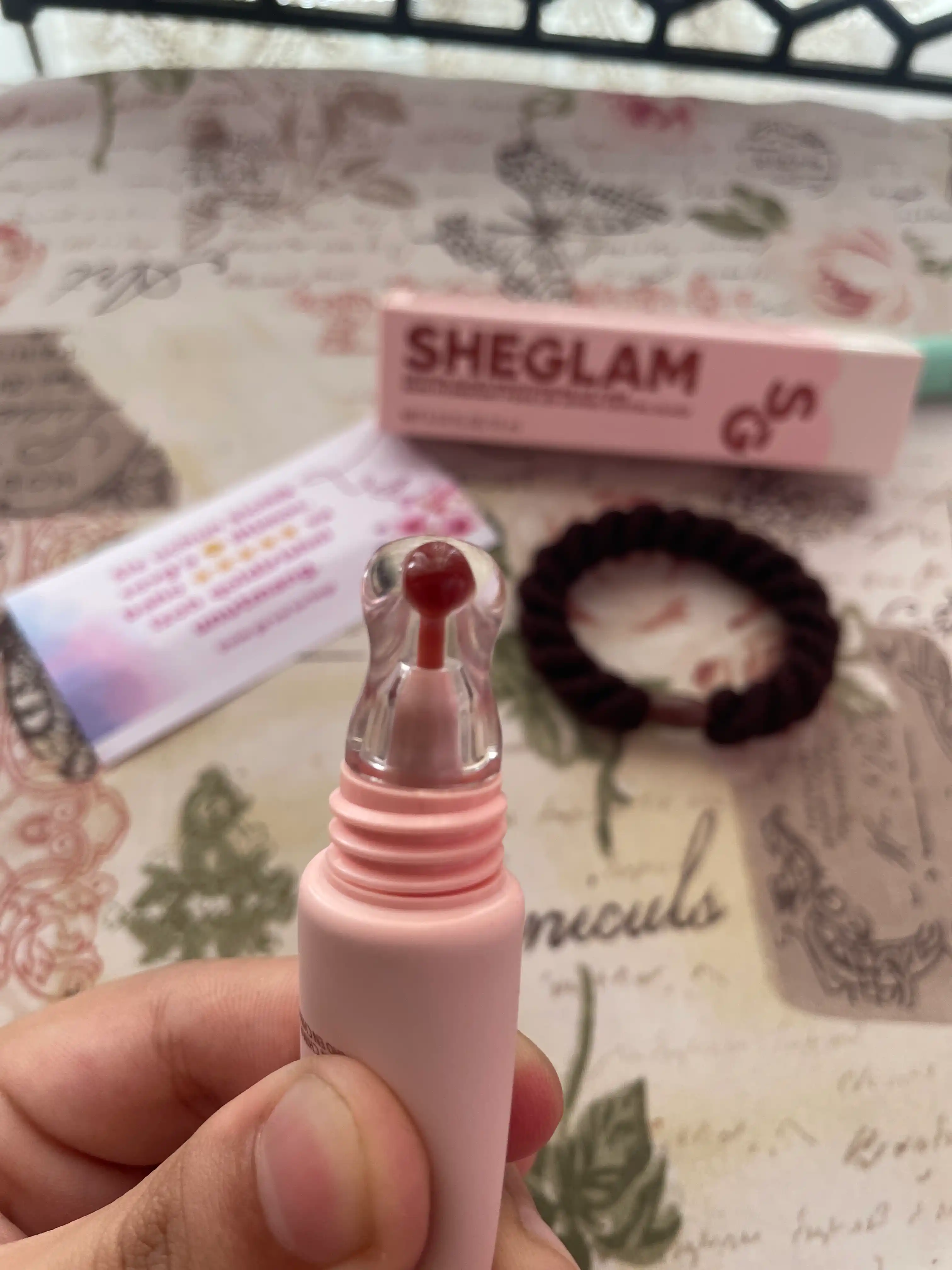 Блеск для губ SHEGLAM Crystal Glaze, увлажнение, блеск