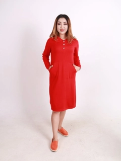 Qizil