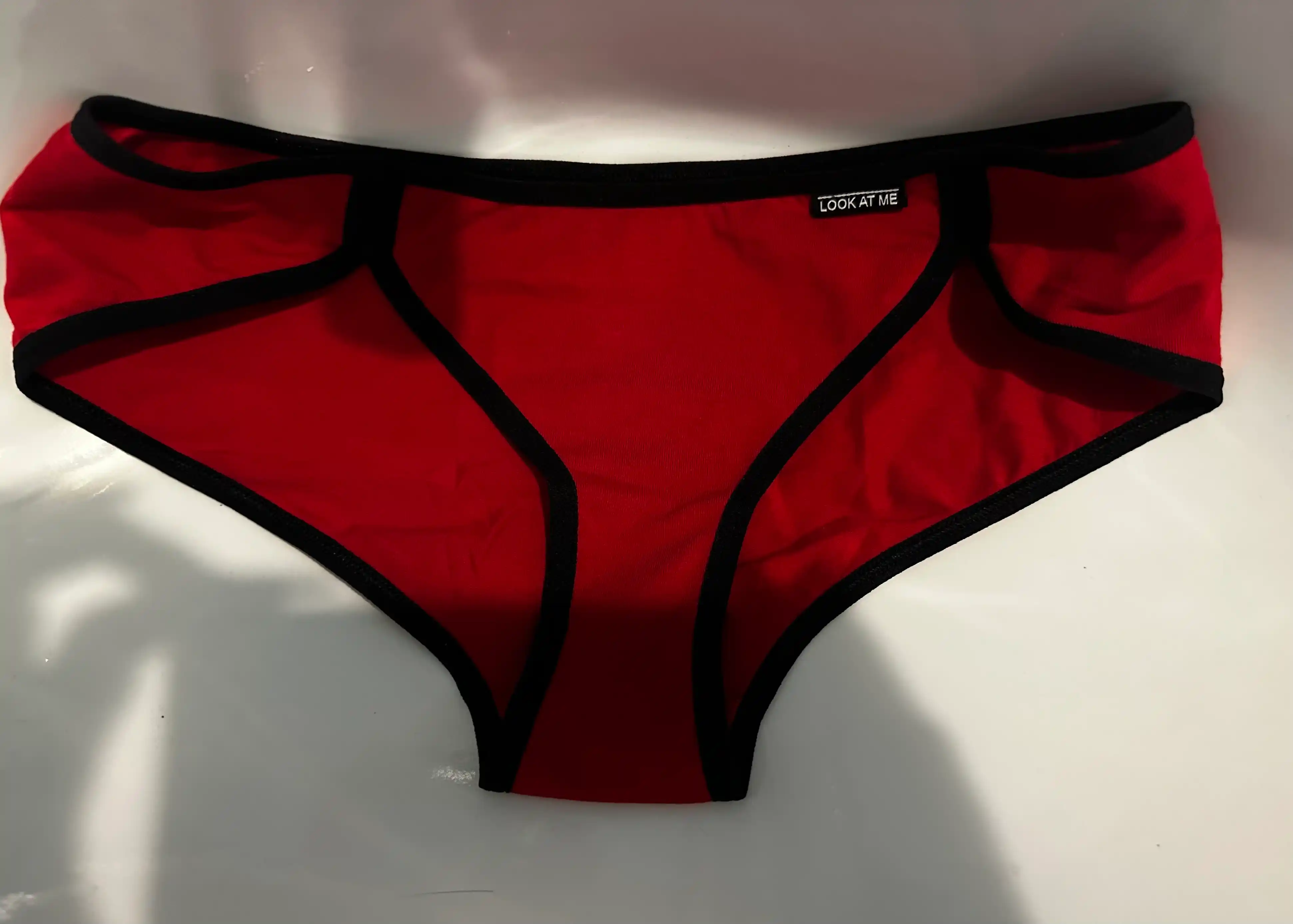 Ayollar uchun, paxtali trusiklari, bir tonli bikini, Look at me