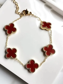 Алый