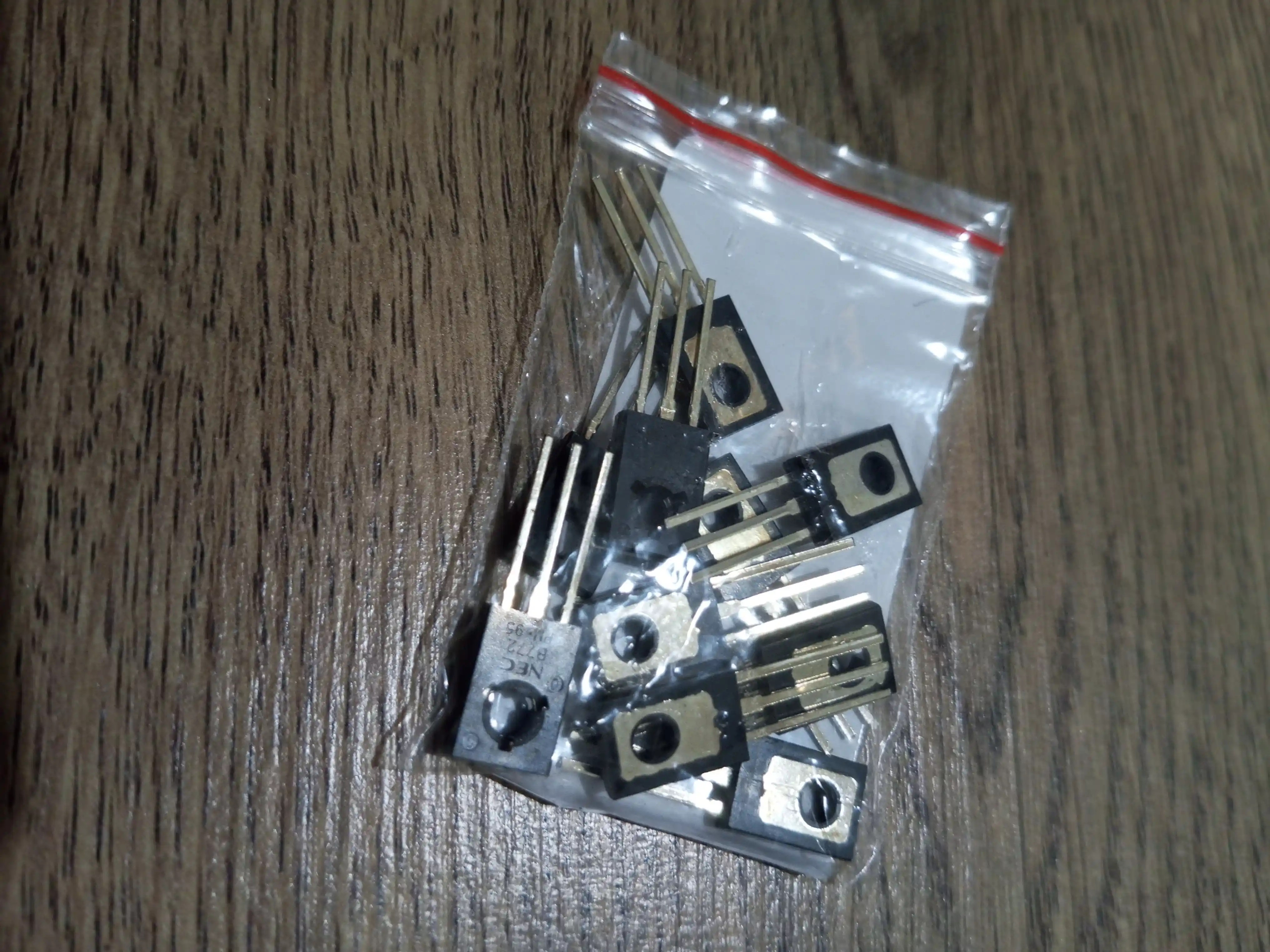 Bipolyar tranzistor 2SB772 NEC B772 TO-126, 10 dona