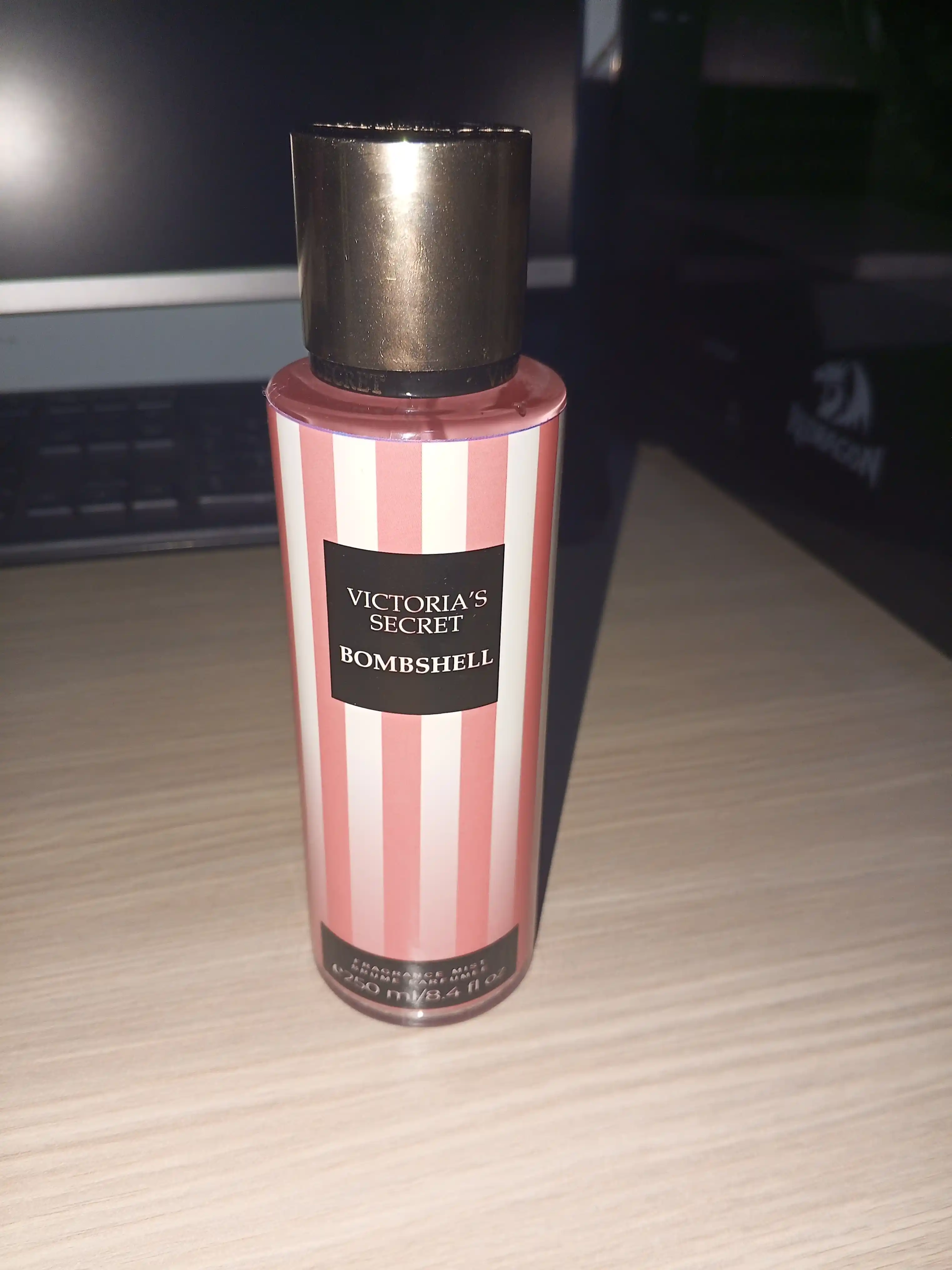 Sprey Victoria Secret Aqua kiss, Tempatation, Shimmer mist, 250 ml