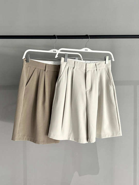 Ayollar uchun klassik shim-shortsilar