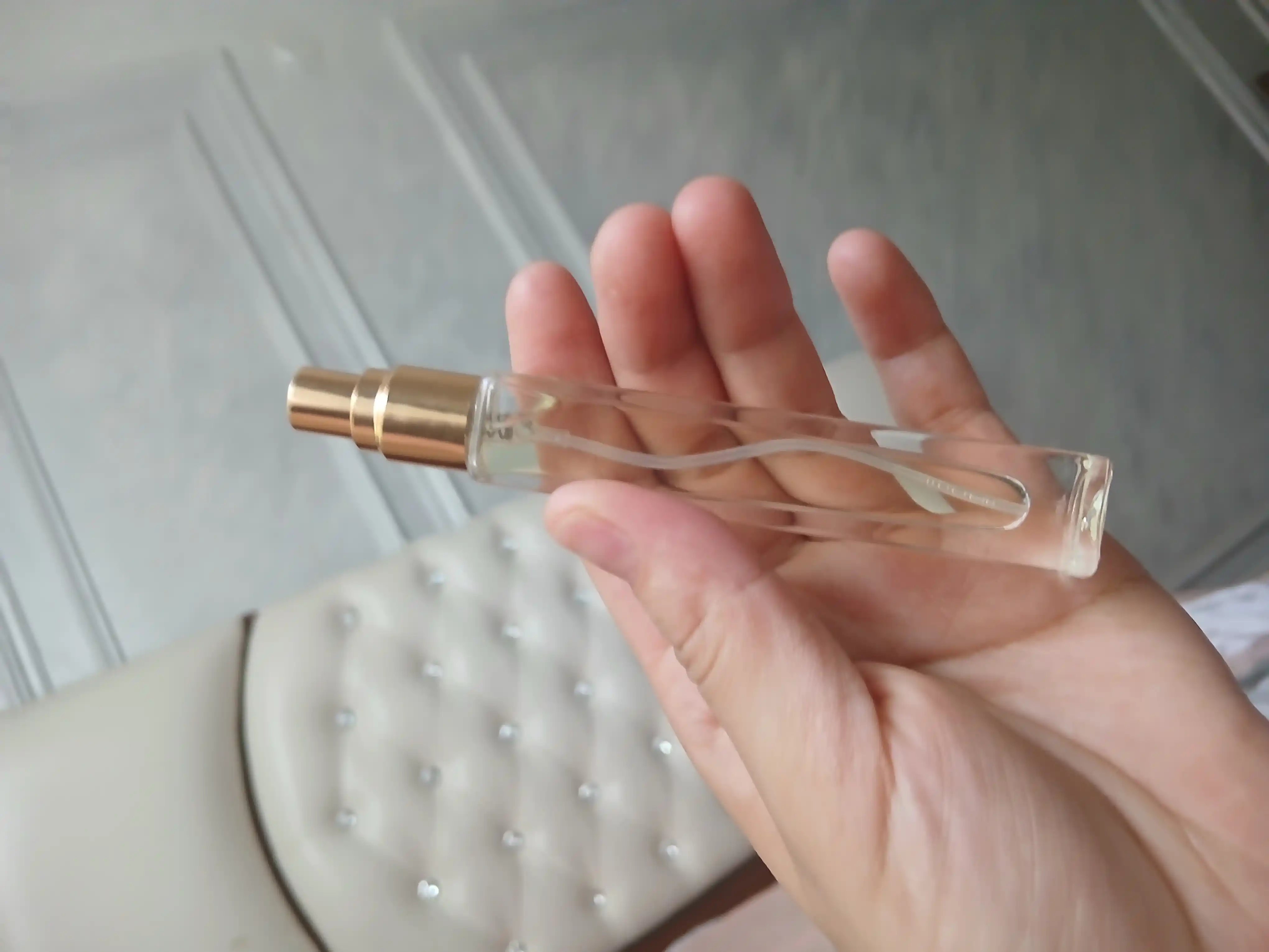 Ayollar atiri Datum Parfume Miss Dior Blooming, mandarin, pion va oq muskus bilan