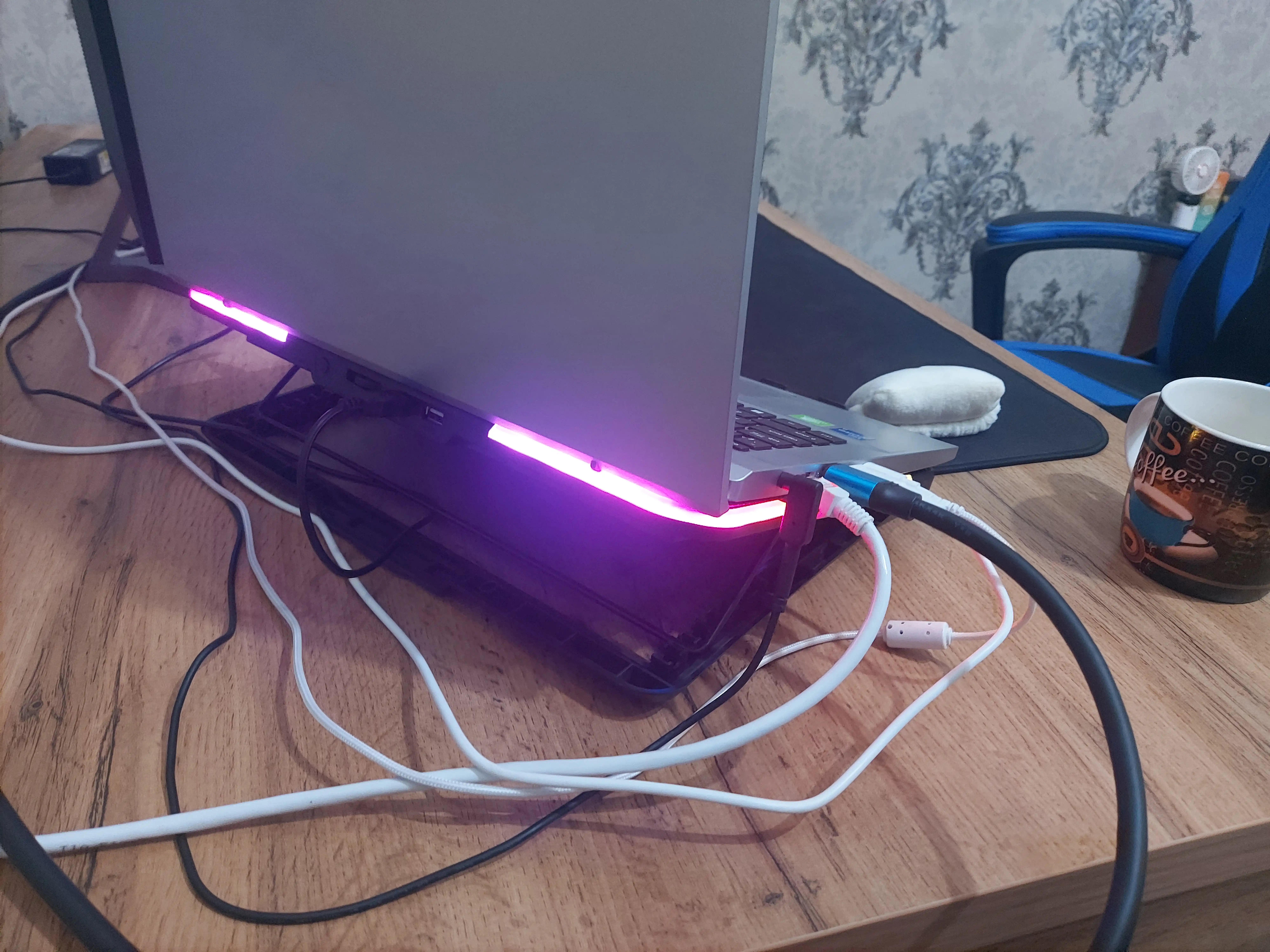 Подставка для ноутбука охлаждающая  с RGB подсветкой