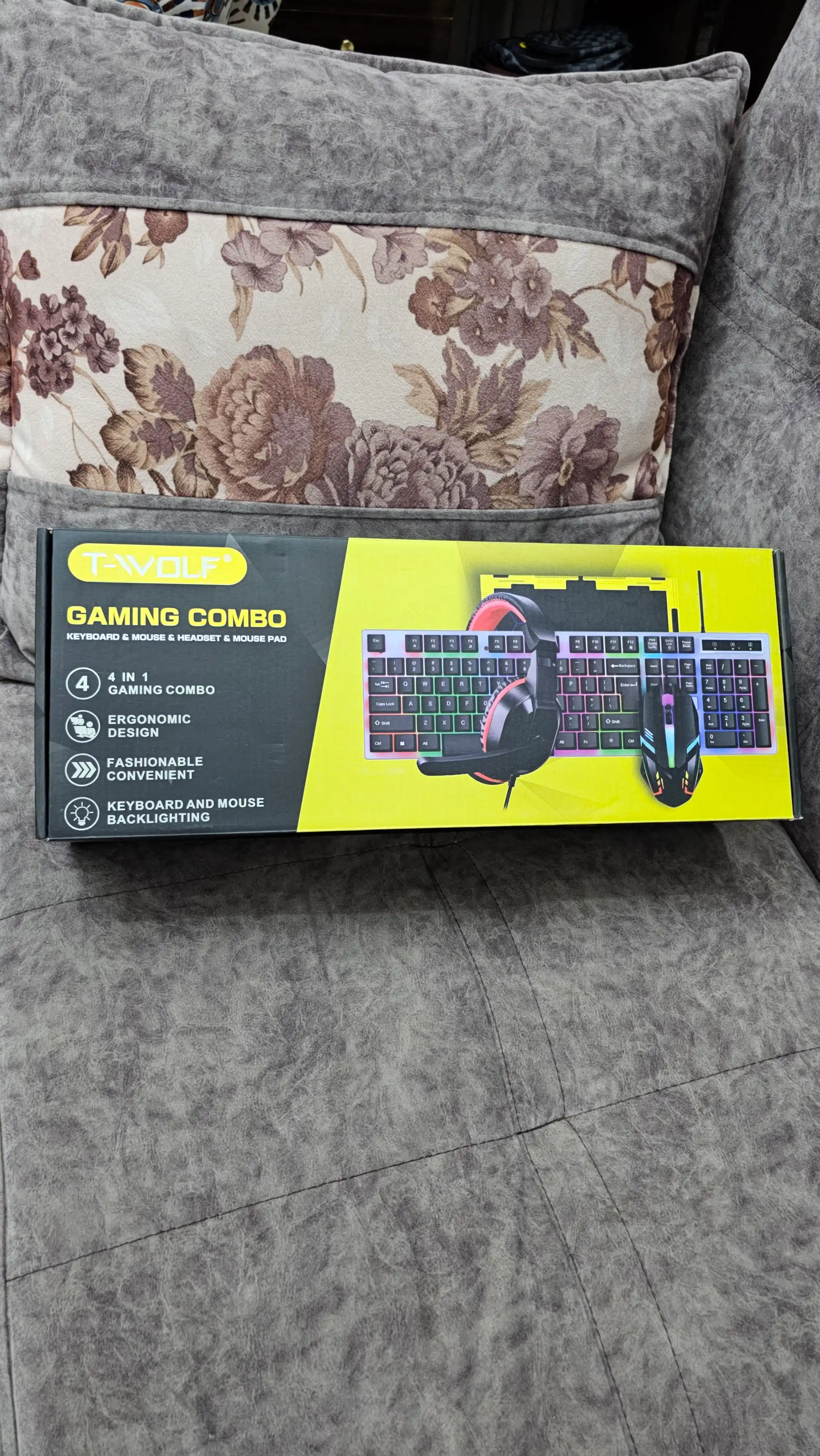 O'yin uchun smart klaviatura va sichqoncha, RGB yoritgichi bilan, LED chiroqli