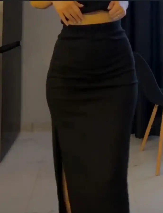 Юбка карандаш FASHION в рубчик, облегающая, с разрезом
