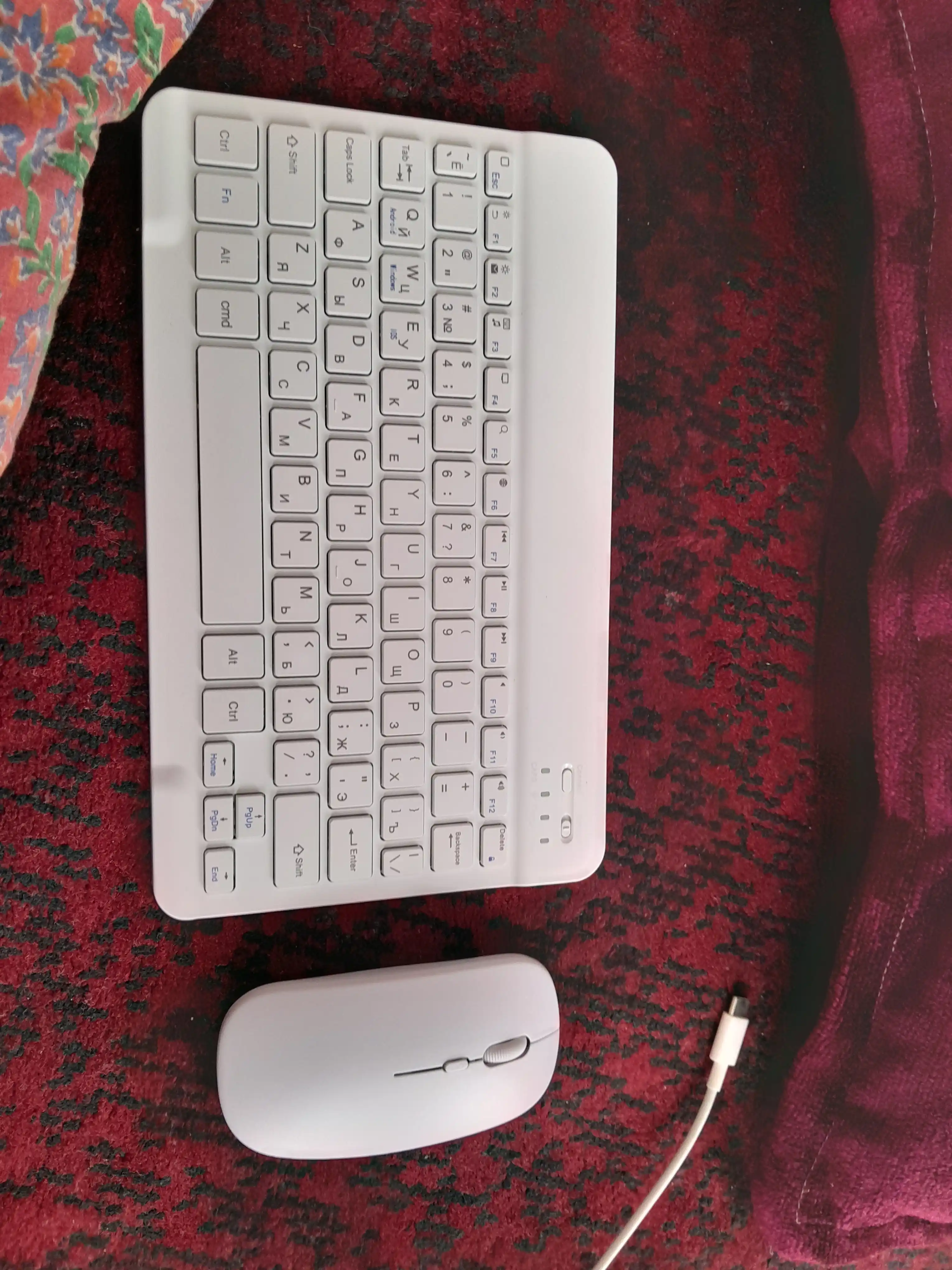Ультратонкий беспроводной комплект Bluetooth-клавиатуры и мыши Keyboard