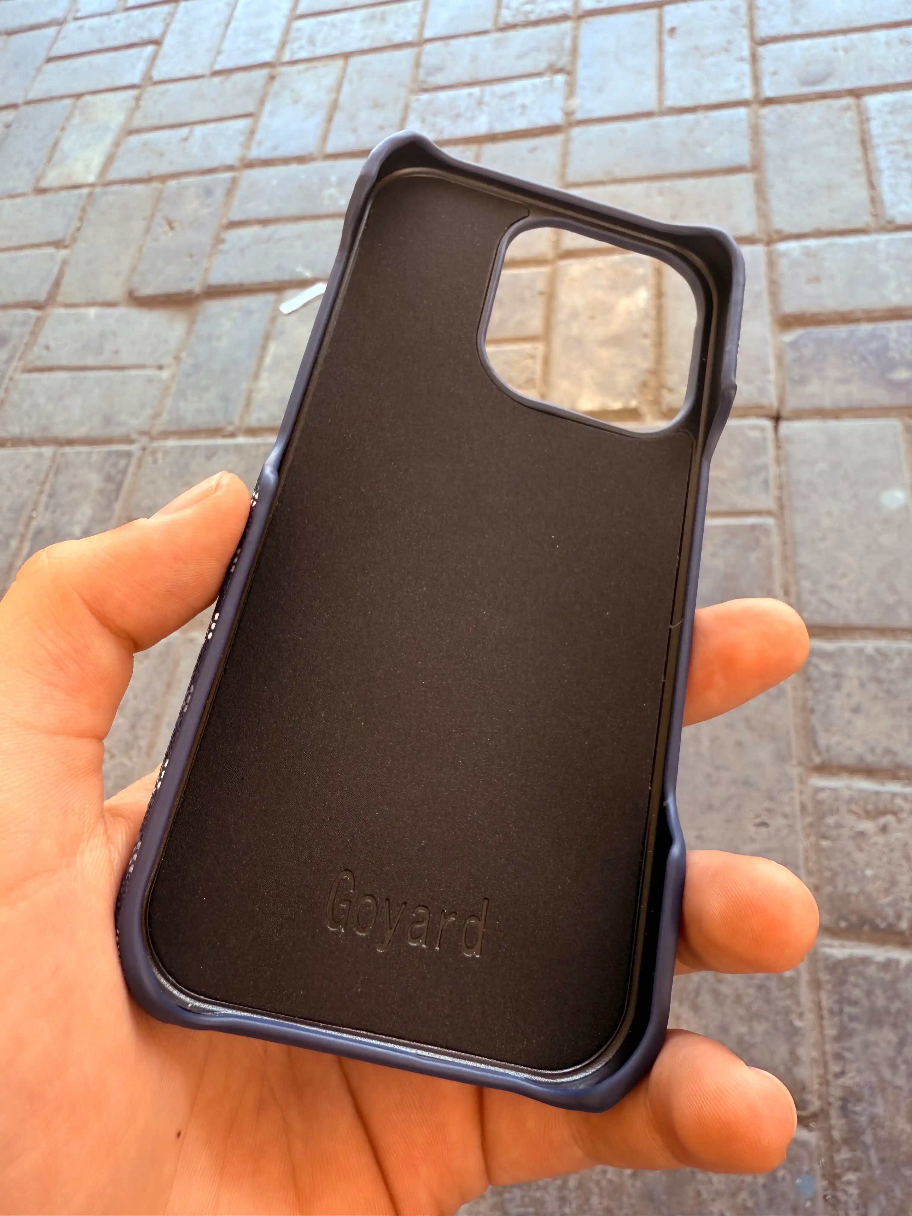 Чехол для iPhone с текстурой Goyard