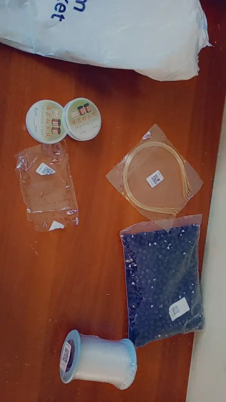 Leska Mononit. Universal Jilka. Selikon Ip. Munchoq Ip. Busi Ip. Xrustal Ip Jilka Leska