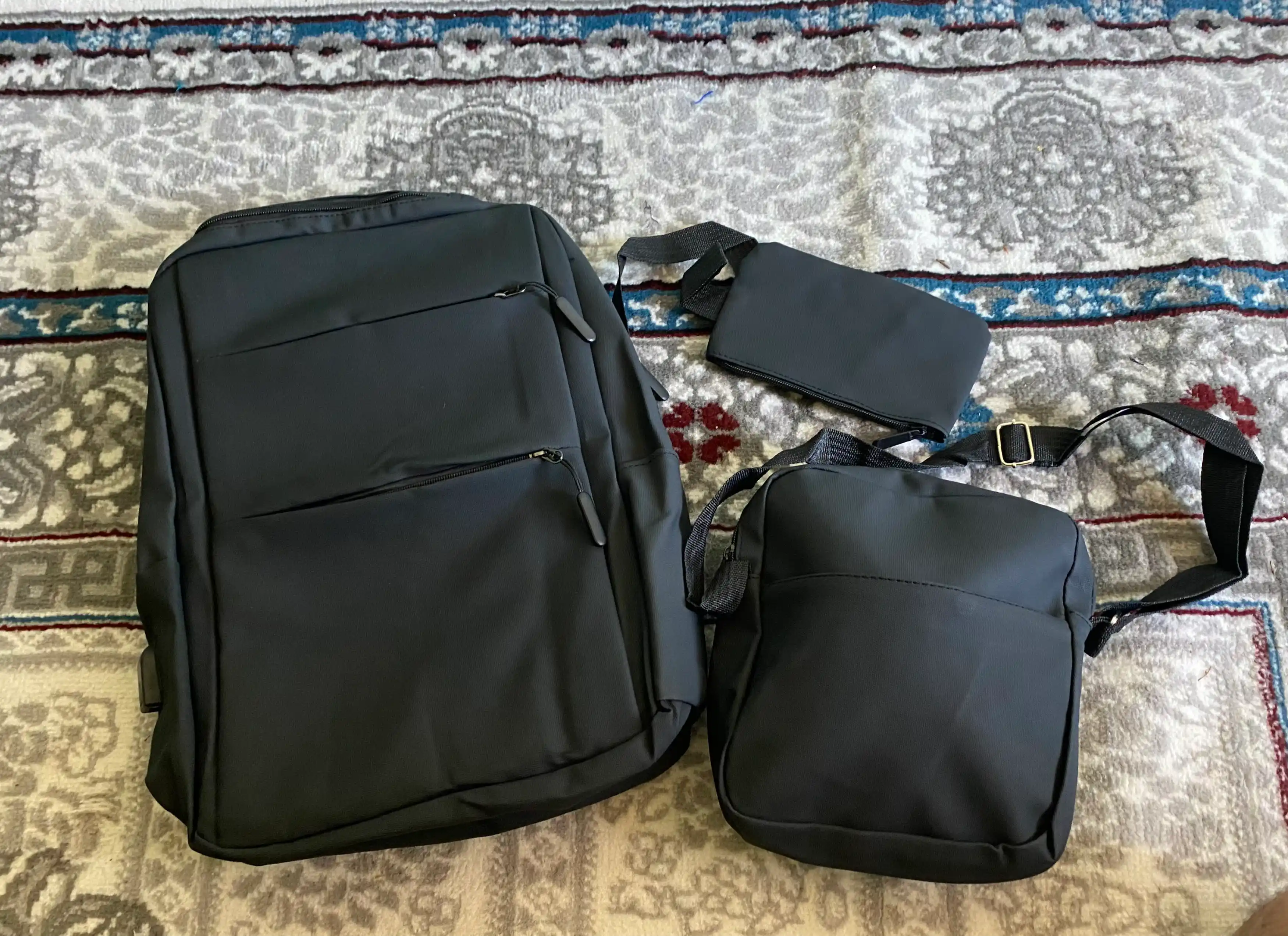 Ekocharmdan tayyorlangan maktab ryukzagi, o‘smirlar va kattalar uchun 3 ta 1 da to‘plam