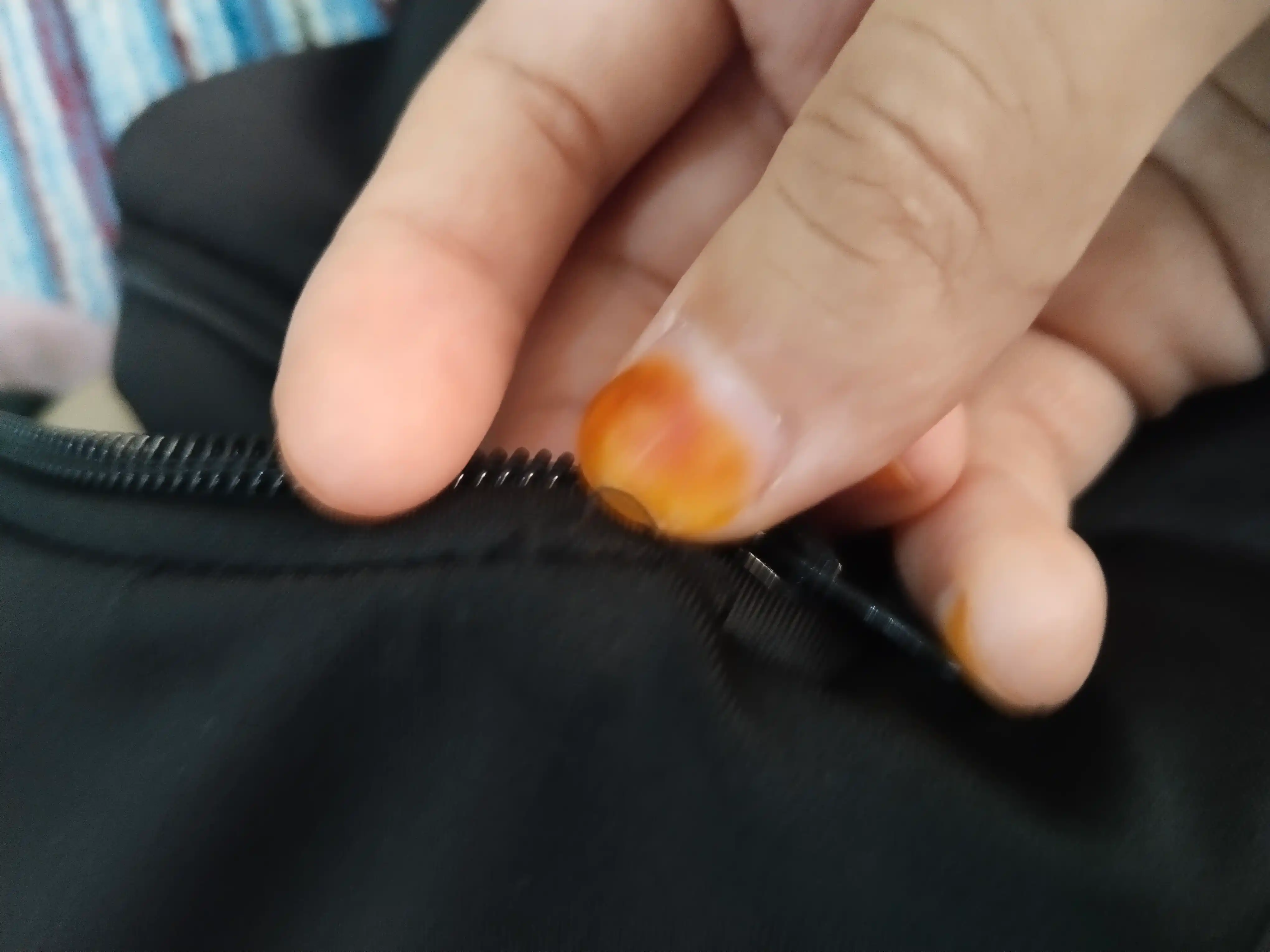 Qisqa shortikli bilan bir qismli sport suzish kostyumi, o'lcham standart