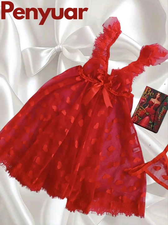 Ayollar pijama va  penyuar stringi bilan, ayollar tungi kiyimi