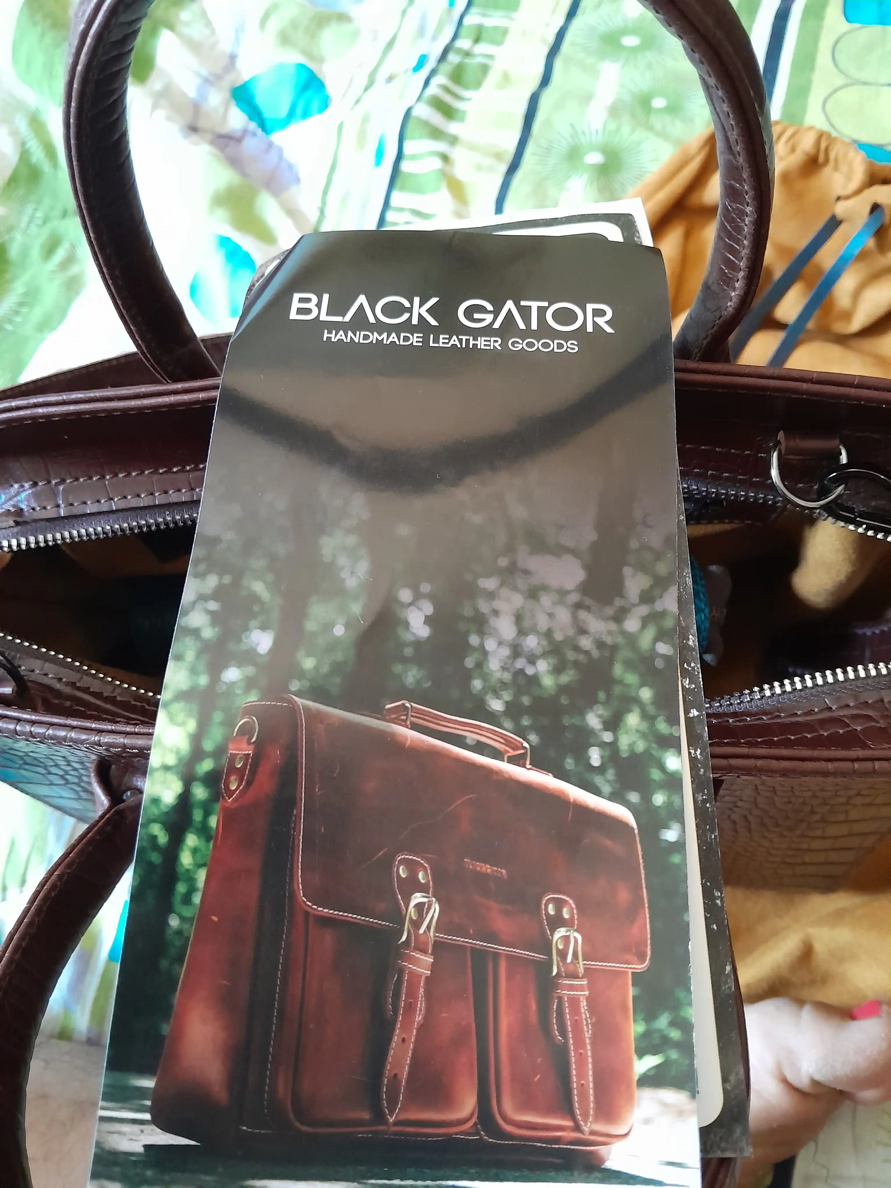 Ayollar sumkasi tabiiy charmdan Black Gator