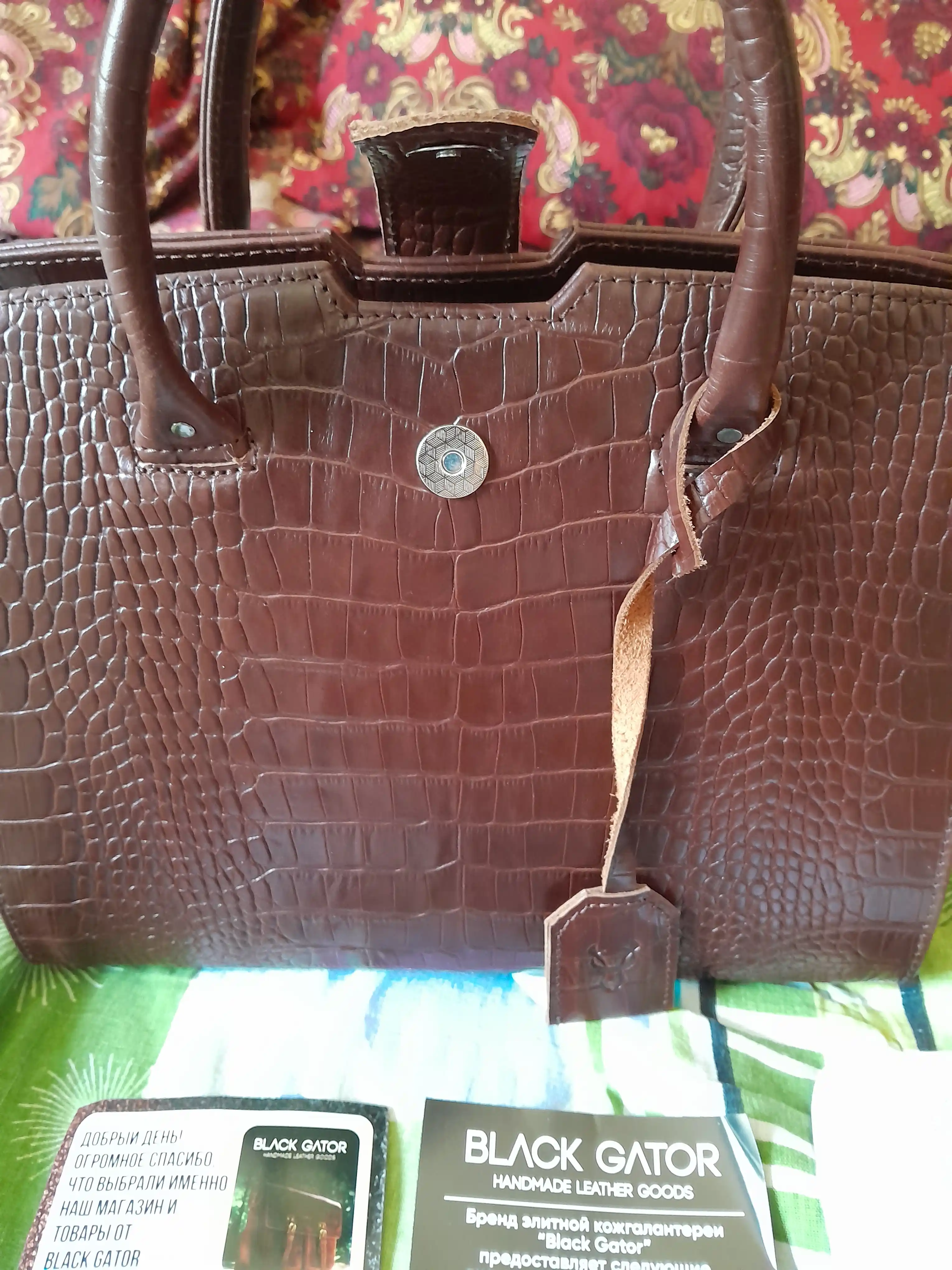 Ayollar sumkasi tabiiy charmdan Black Gator