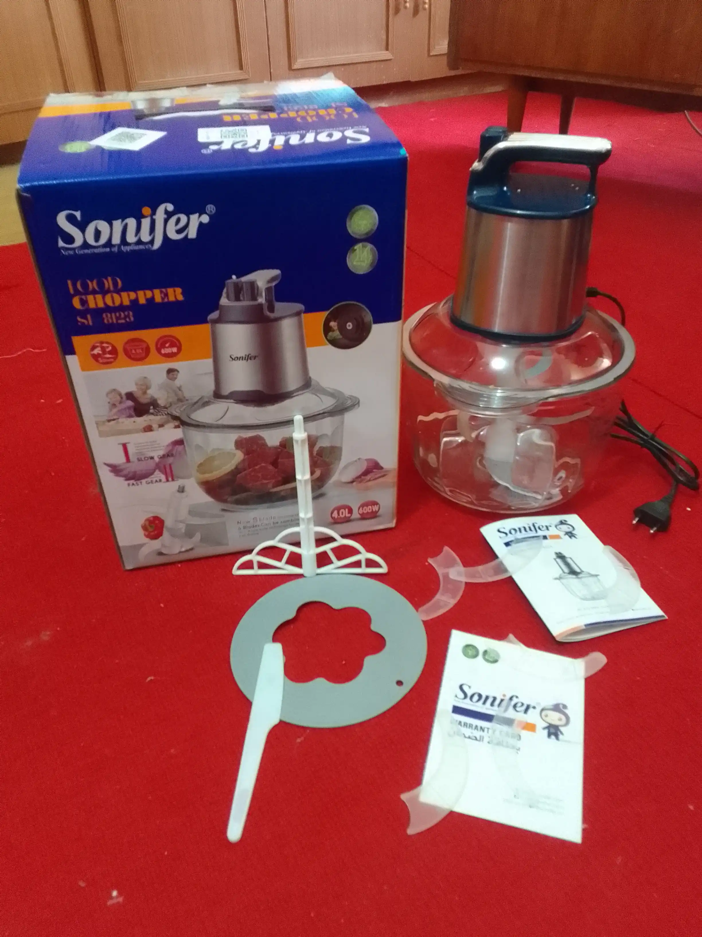 Elekt maydalagich Sonifer SF-8123, 4 litr