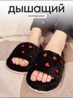 Кораллово-розовый