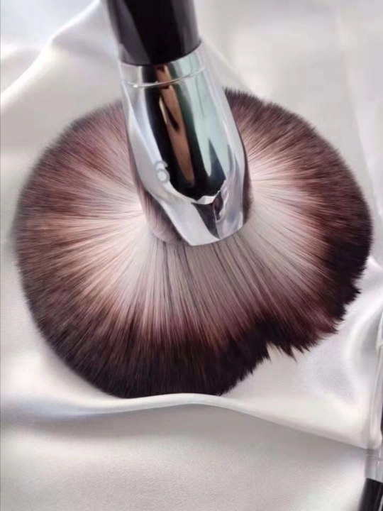Professional makiyaj cho‘tkasi, Sephora Pro